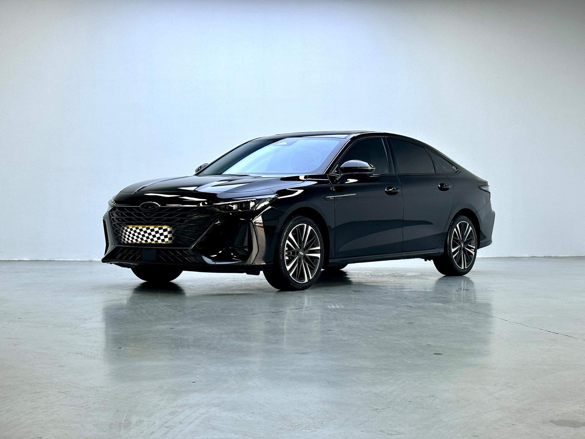 Chery 2025 Arrizo 8 2.0T Jin