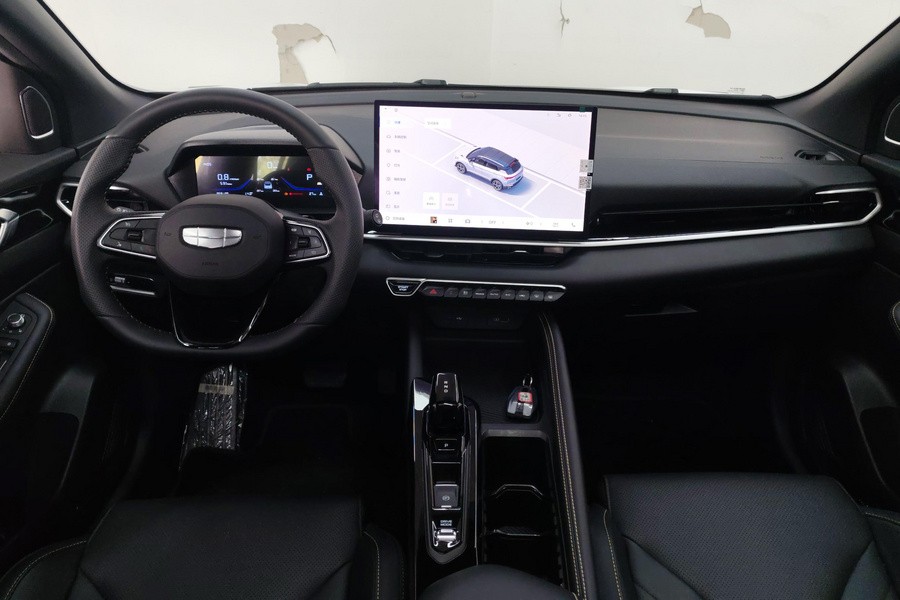 Geely 2025 Coolray L 1.5TD Xingzuan
