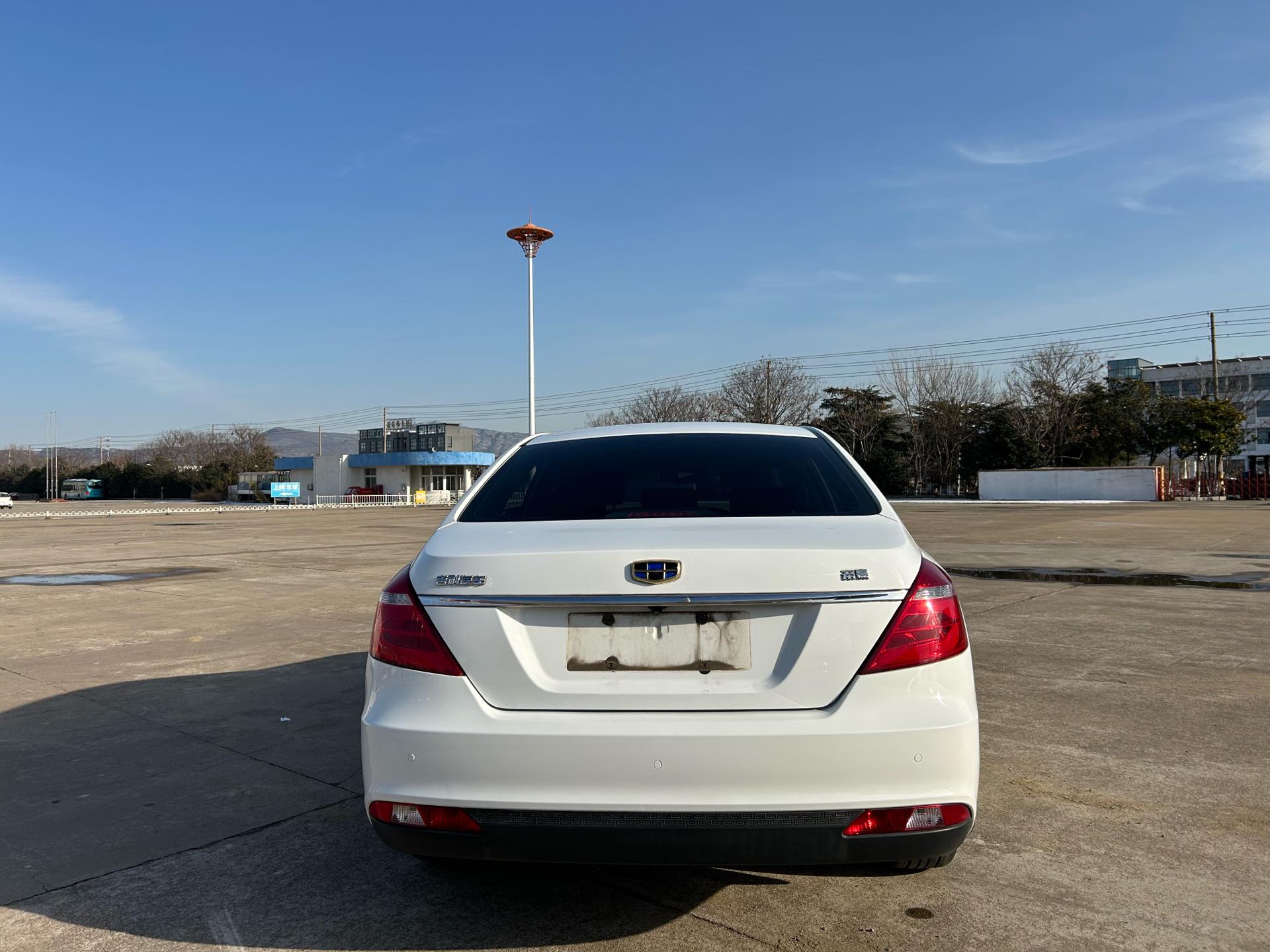 Geely 2017 Emgrand Sedan 1.5 CVT Million Edition Upward