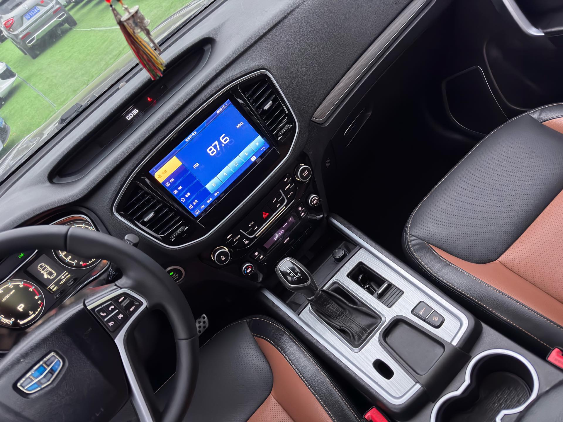 Geely 2016 Vision SUV (X6) 1.3T CVT Luxury