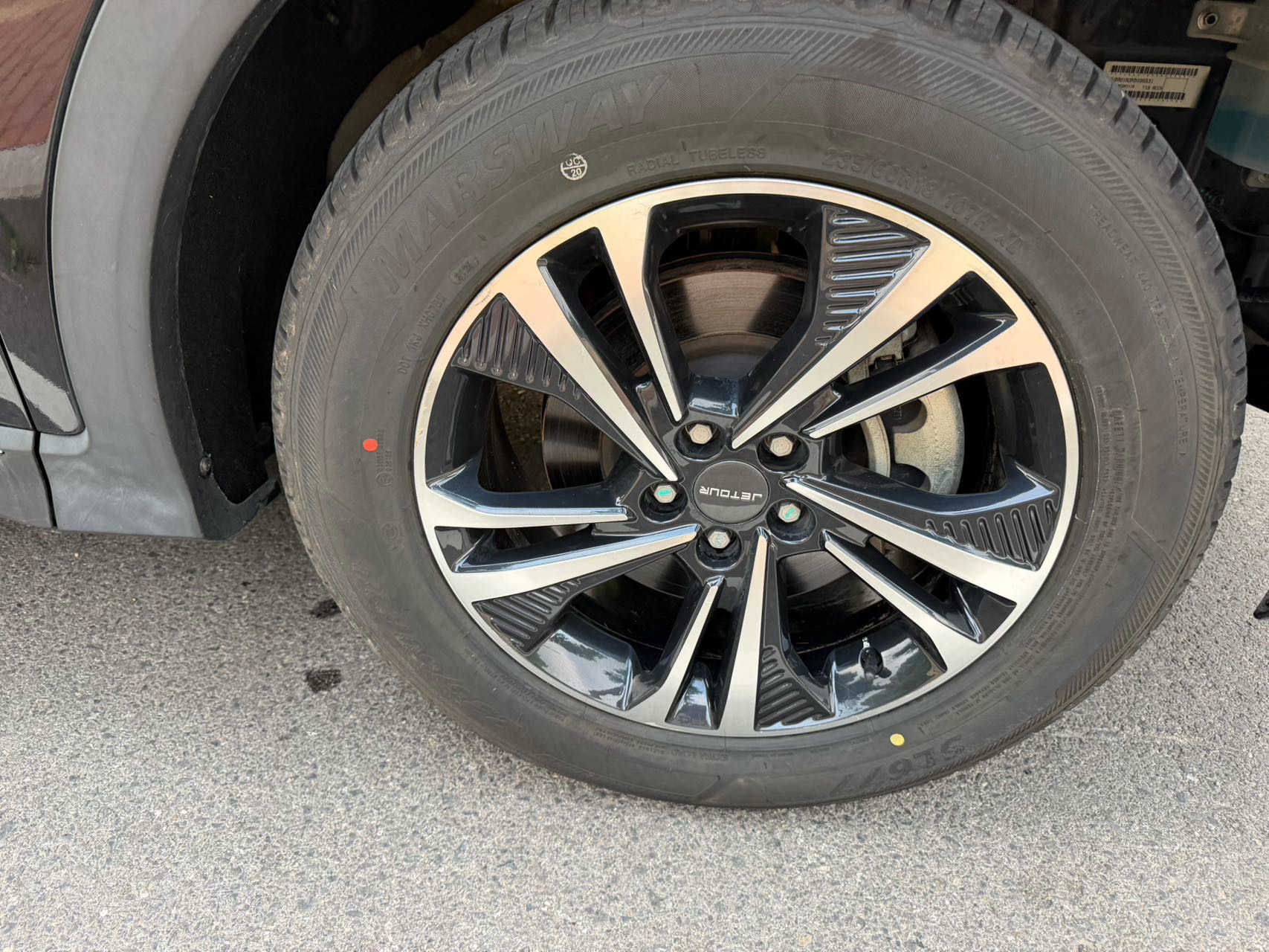 JETOUR 2021 X70 PLUS 1.5T Shan PRO 5-Seater (Facelift)