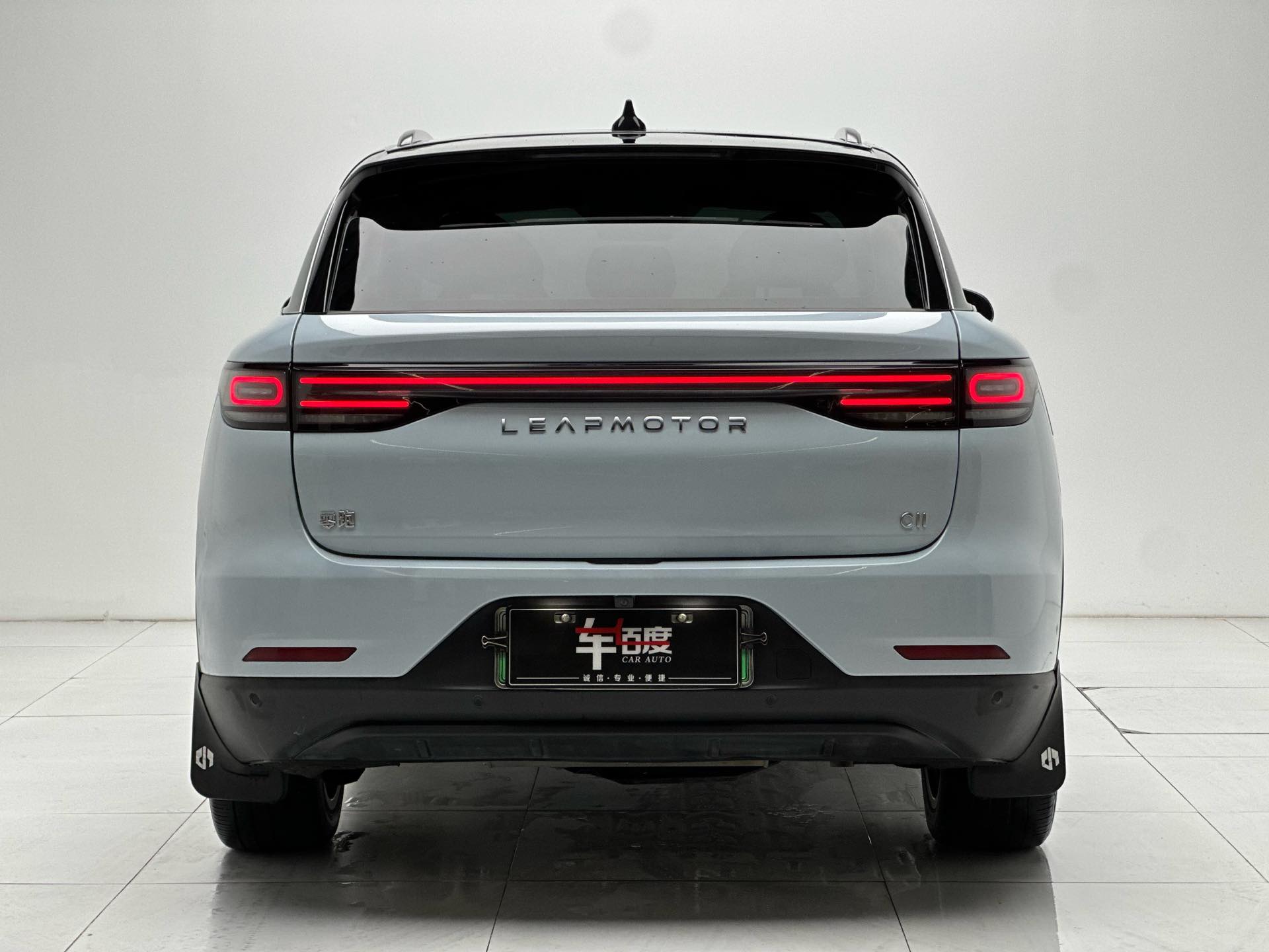 零跑 2024款 C11 300 尊享版