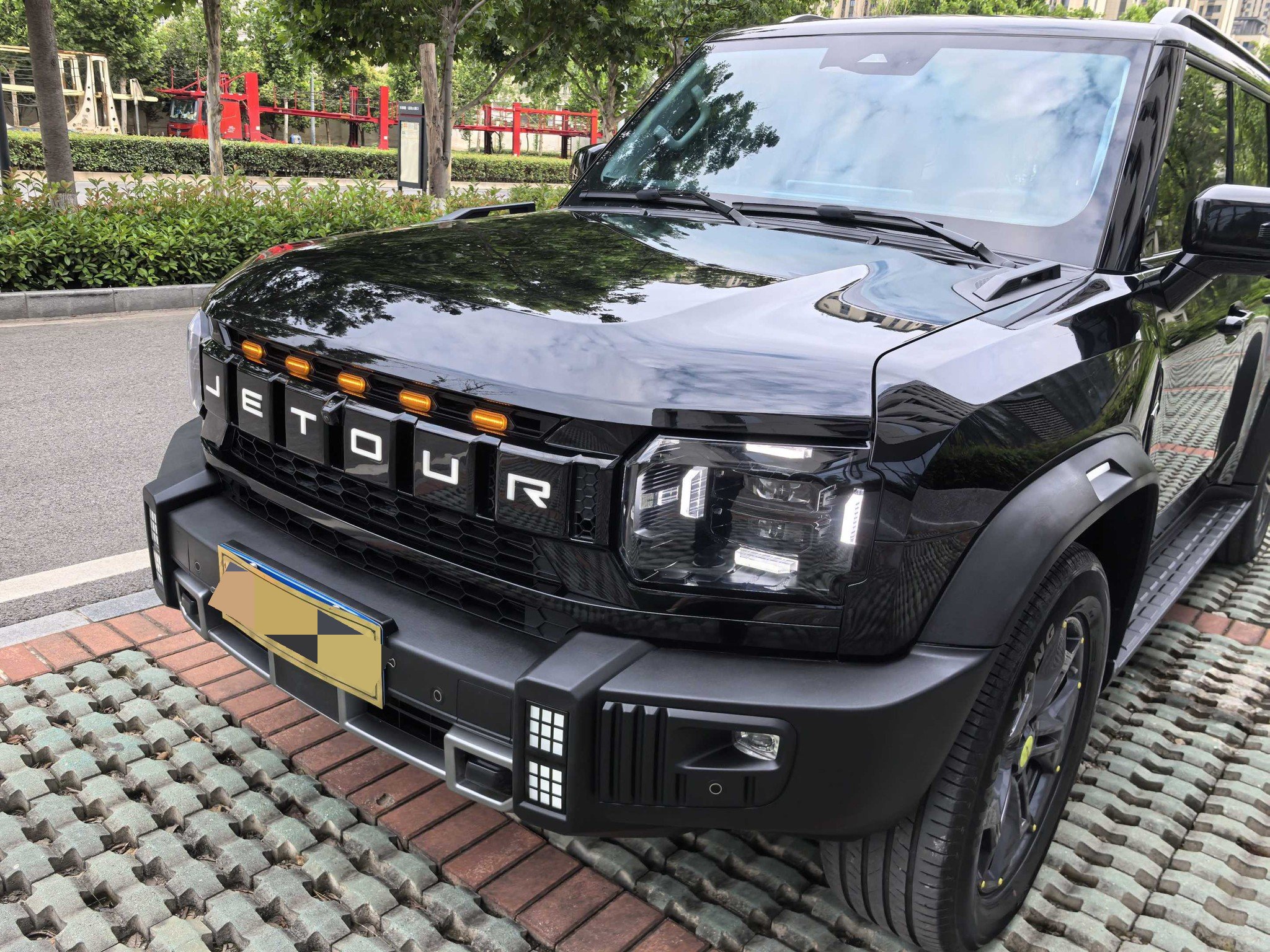 JETOUR 2024 Traveler 2.0T 4WD Cross PRO Entertainment Edition