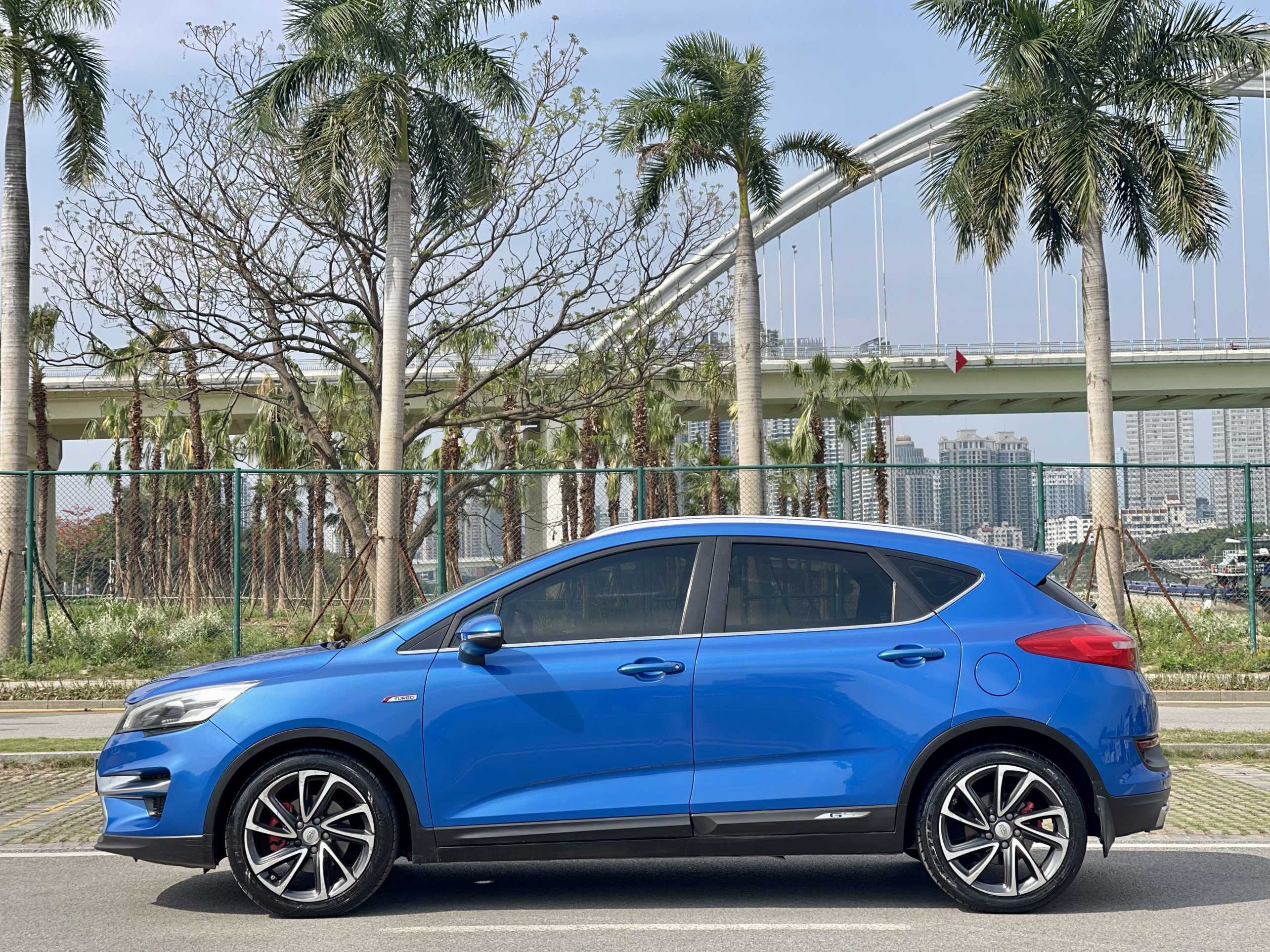 Geely 2017 Emgrand GS 1.3T Sport Edition Zhilian