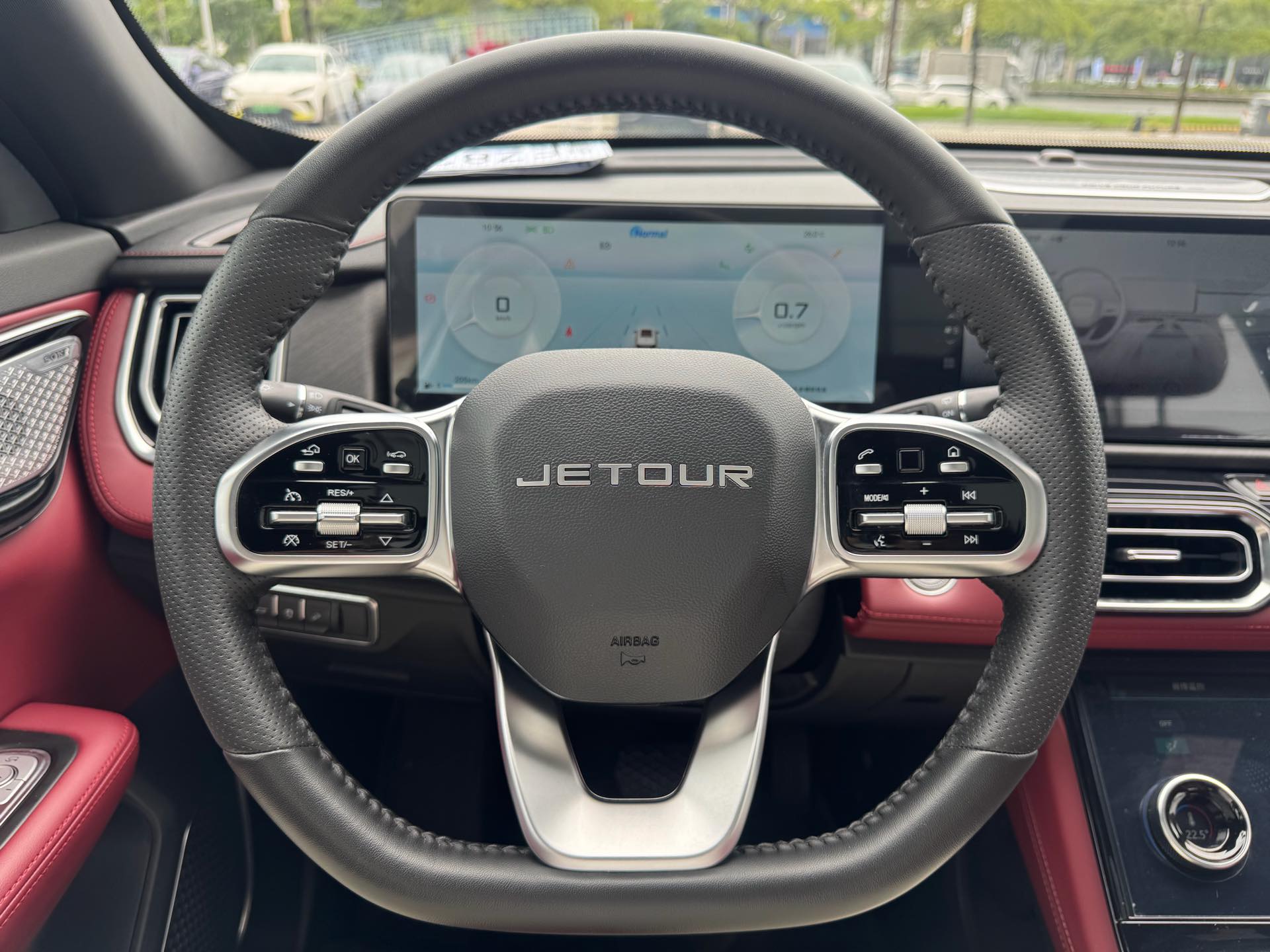 JETOUR 2025 X70 PLUS 1.5T Flagship 5-Seater