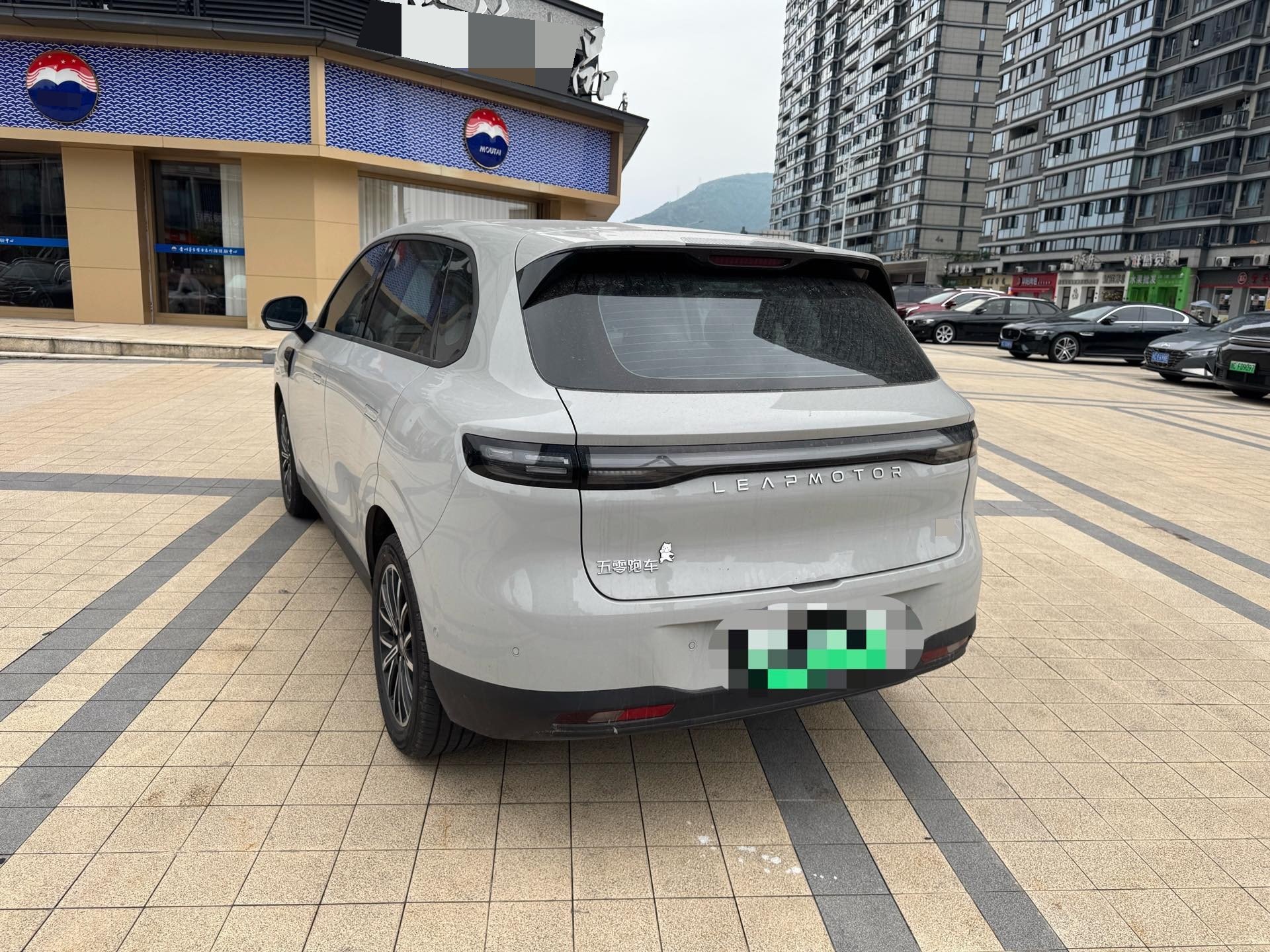 零跑 2025款 B10 510舒享智驾版