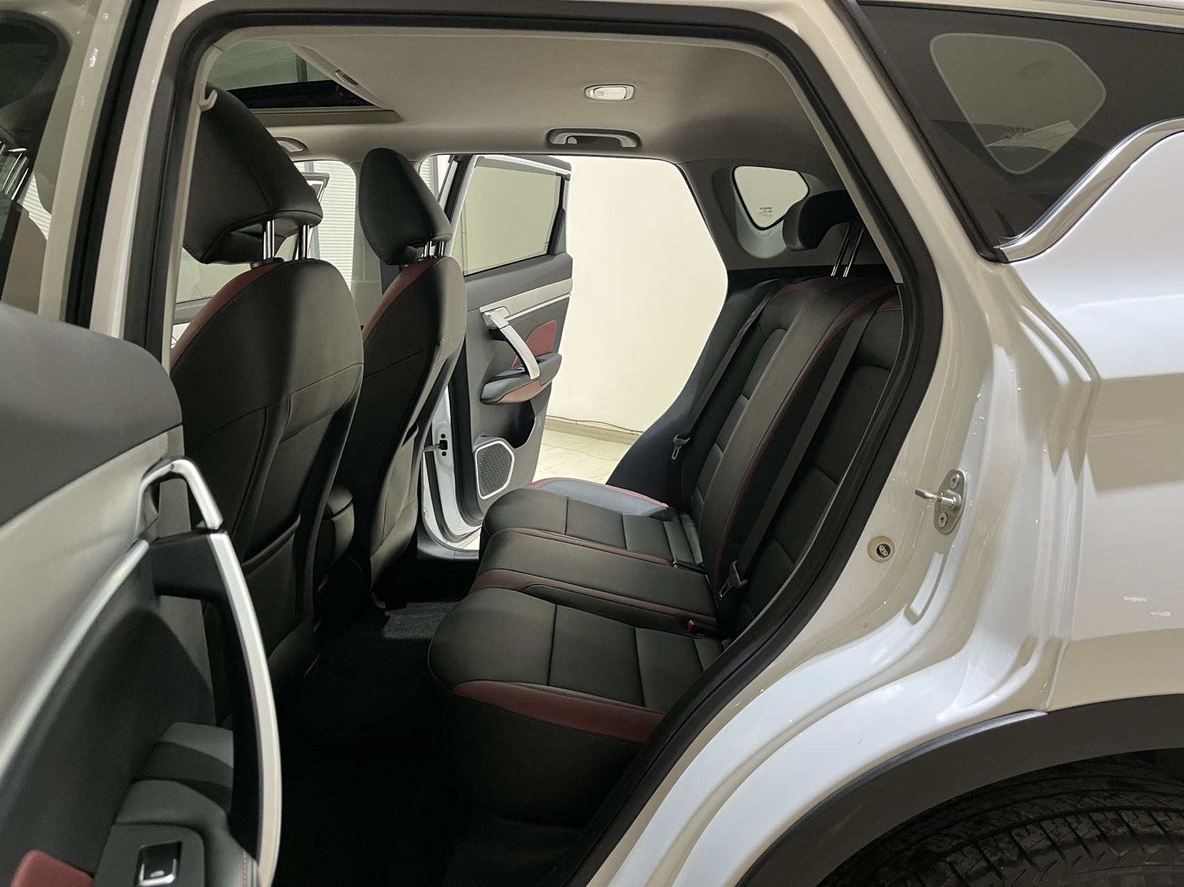 Geely 2021 Coolray 1.4T Platinum Edition