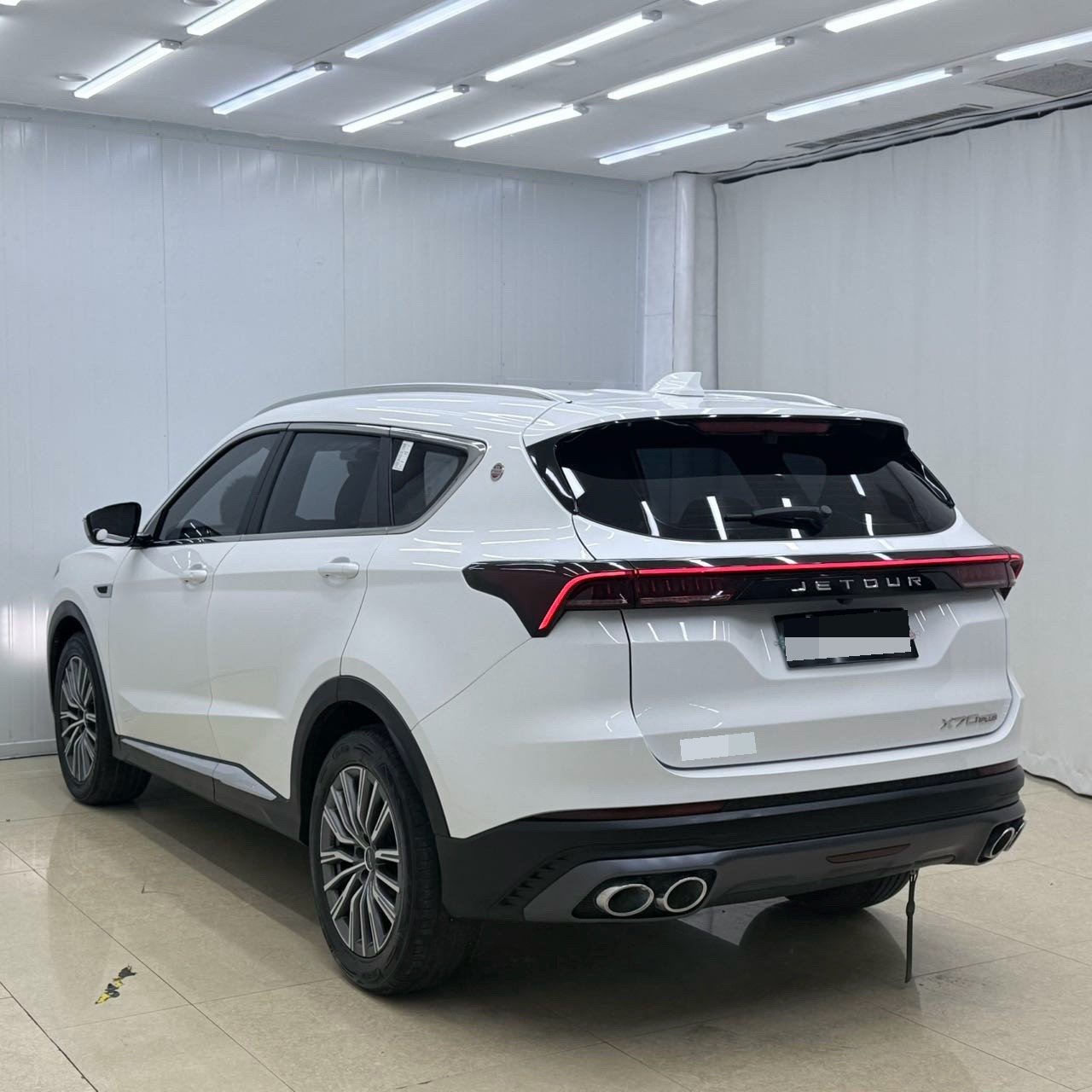捷途 2023款 X70 PLUS 1.5T 自强PRO5座