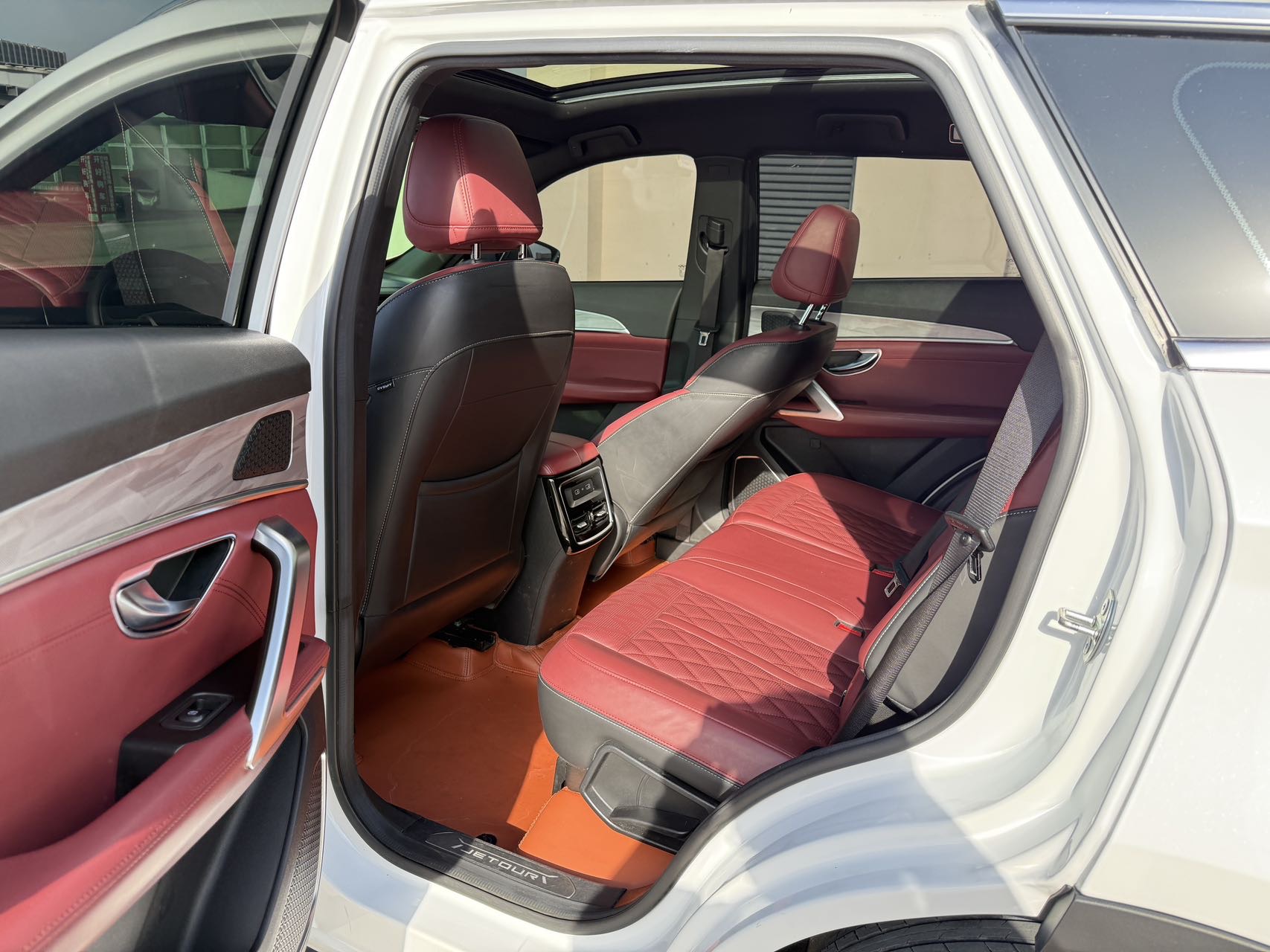 JETOUR 2023 X70 PLUS 1.5T Yongzhe PLUS 5-Seater