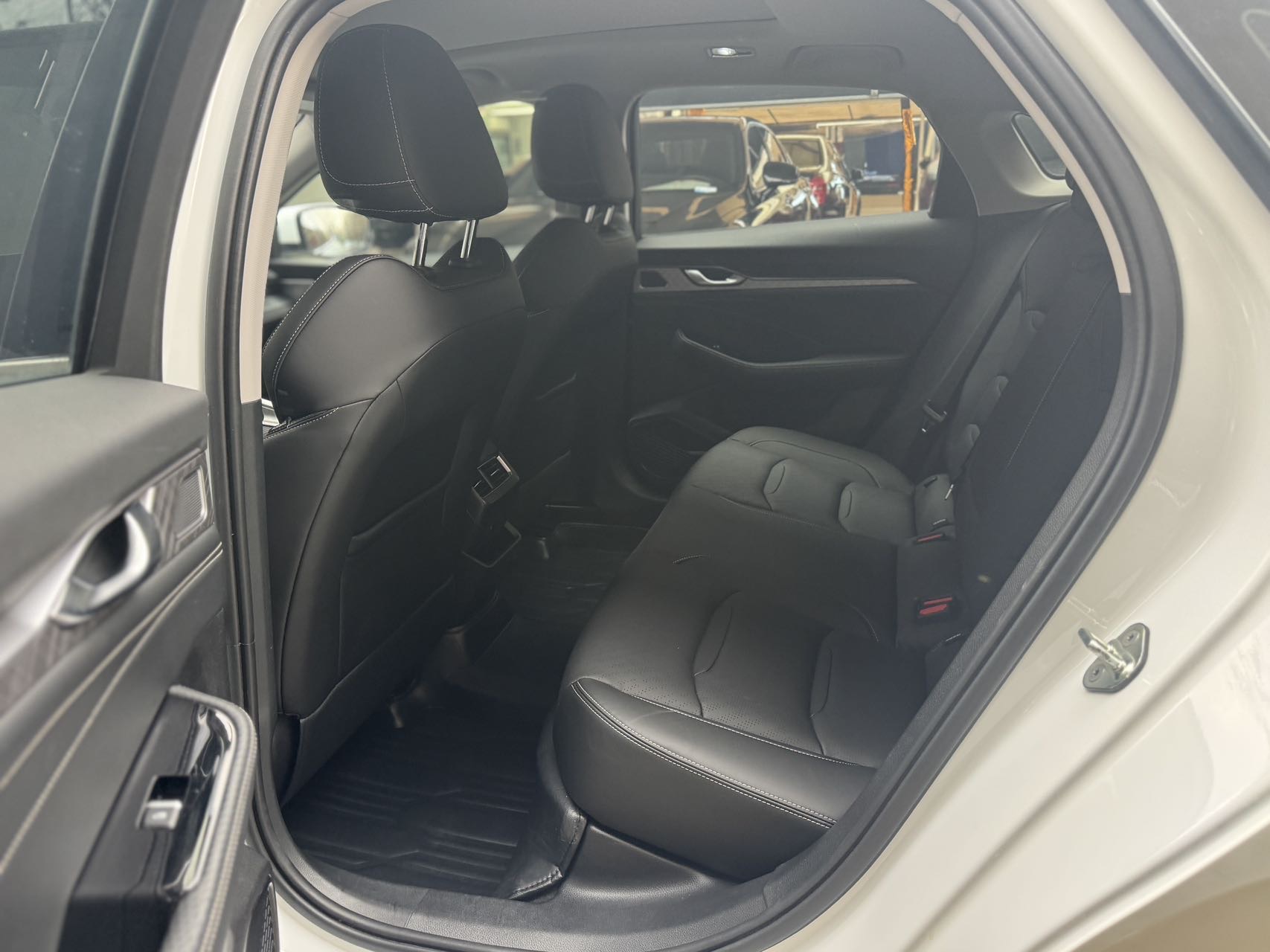 Geely 2021 Xingrui 2.0T Luxury Plus