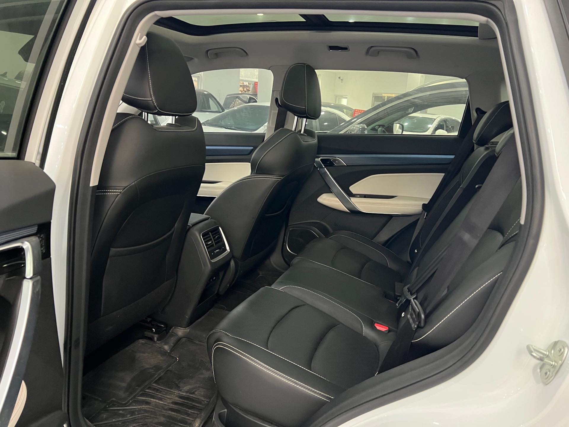 Geely 2022 Boyue X 1.8TD Zhizun