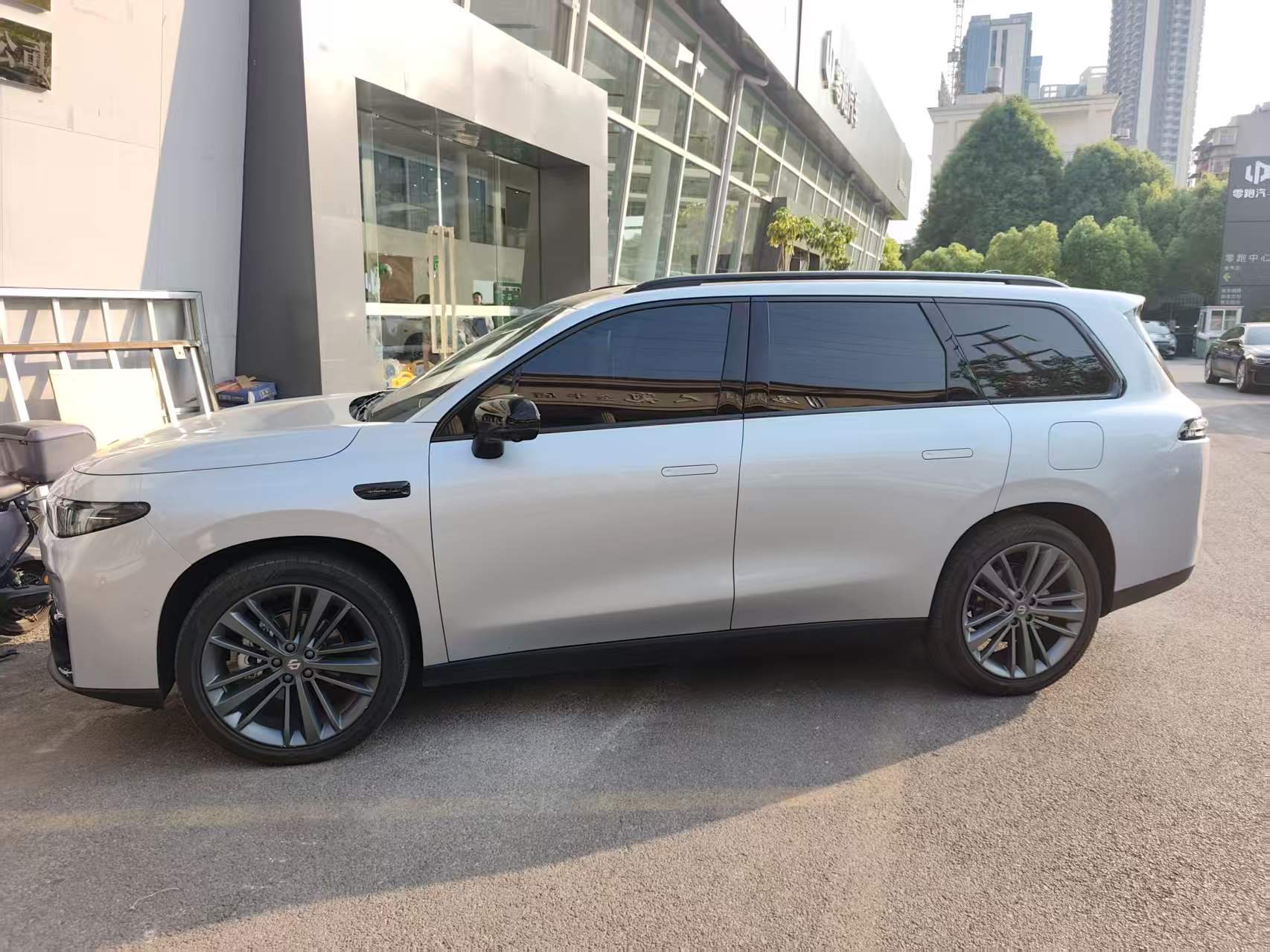 Leapmotor 2024 C16 200 Deluxe Edition
