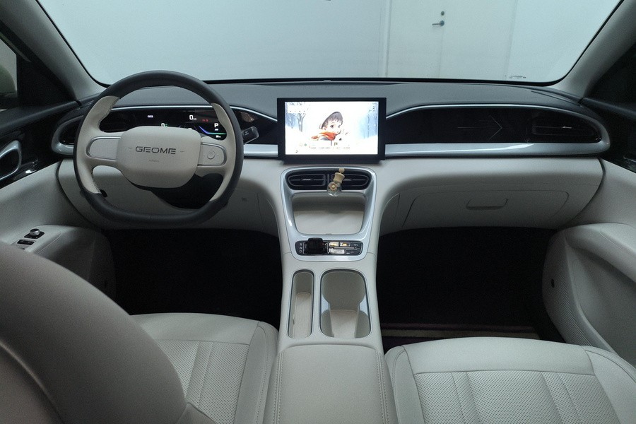 Geely 2025 Xingyuan 310km Youth Edition