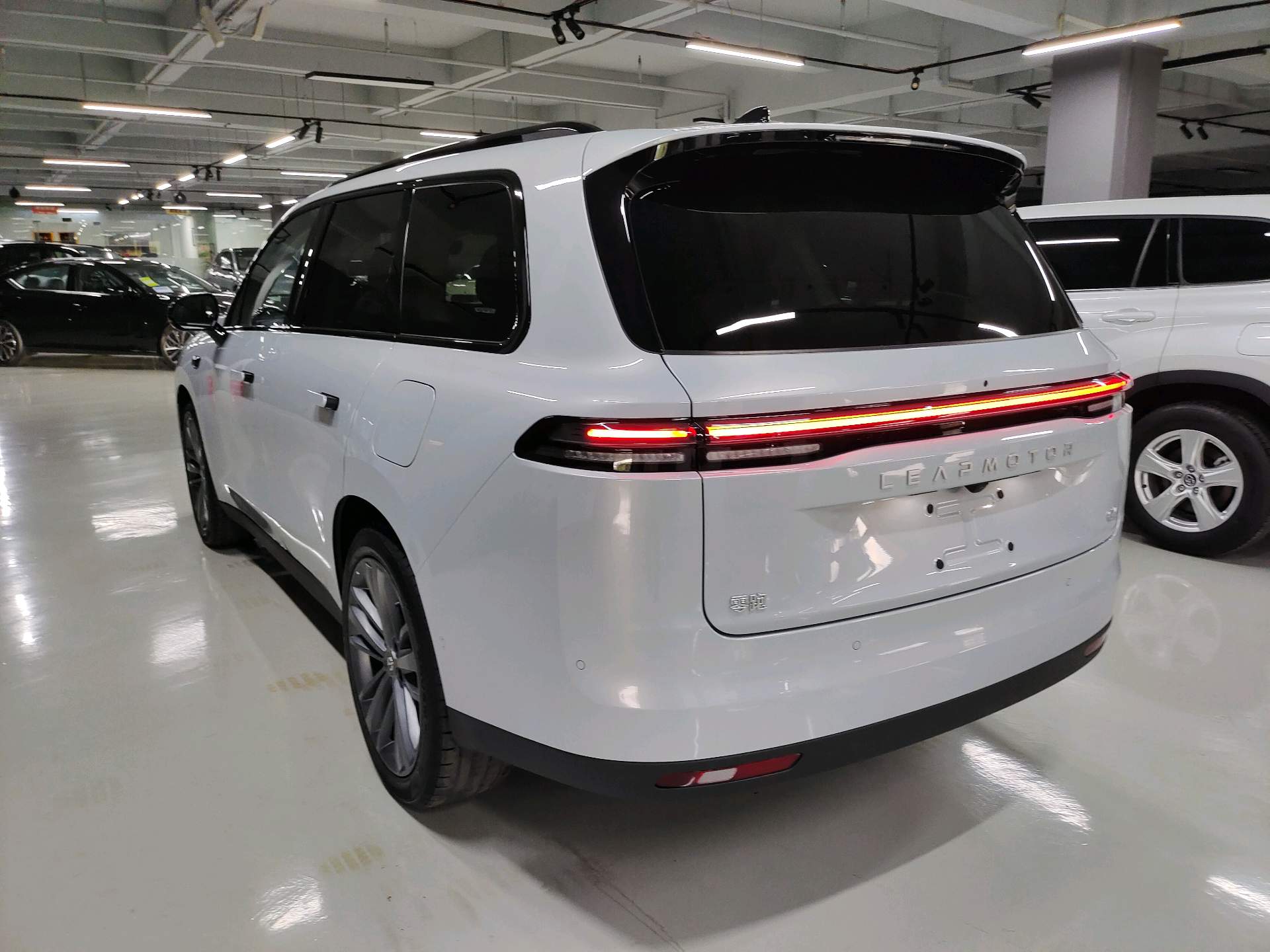 Leapmotor 2026 C16 630 LiDAR Ultimate 6-Seater