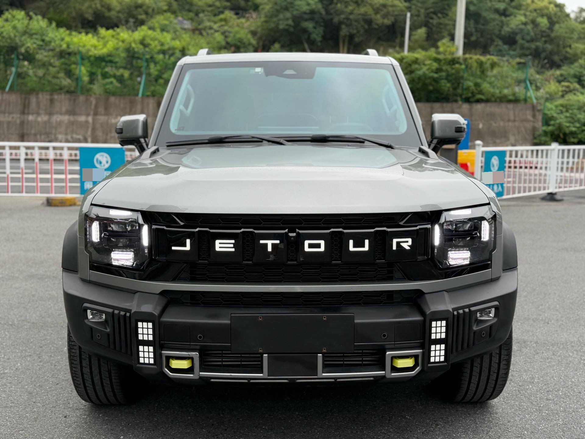 JETOUR 2023 Traveler 2.0T 4WD Cross PRO