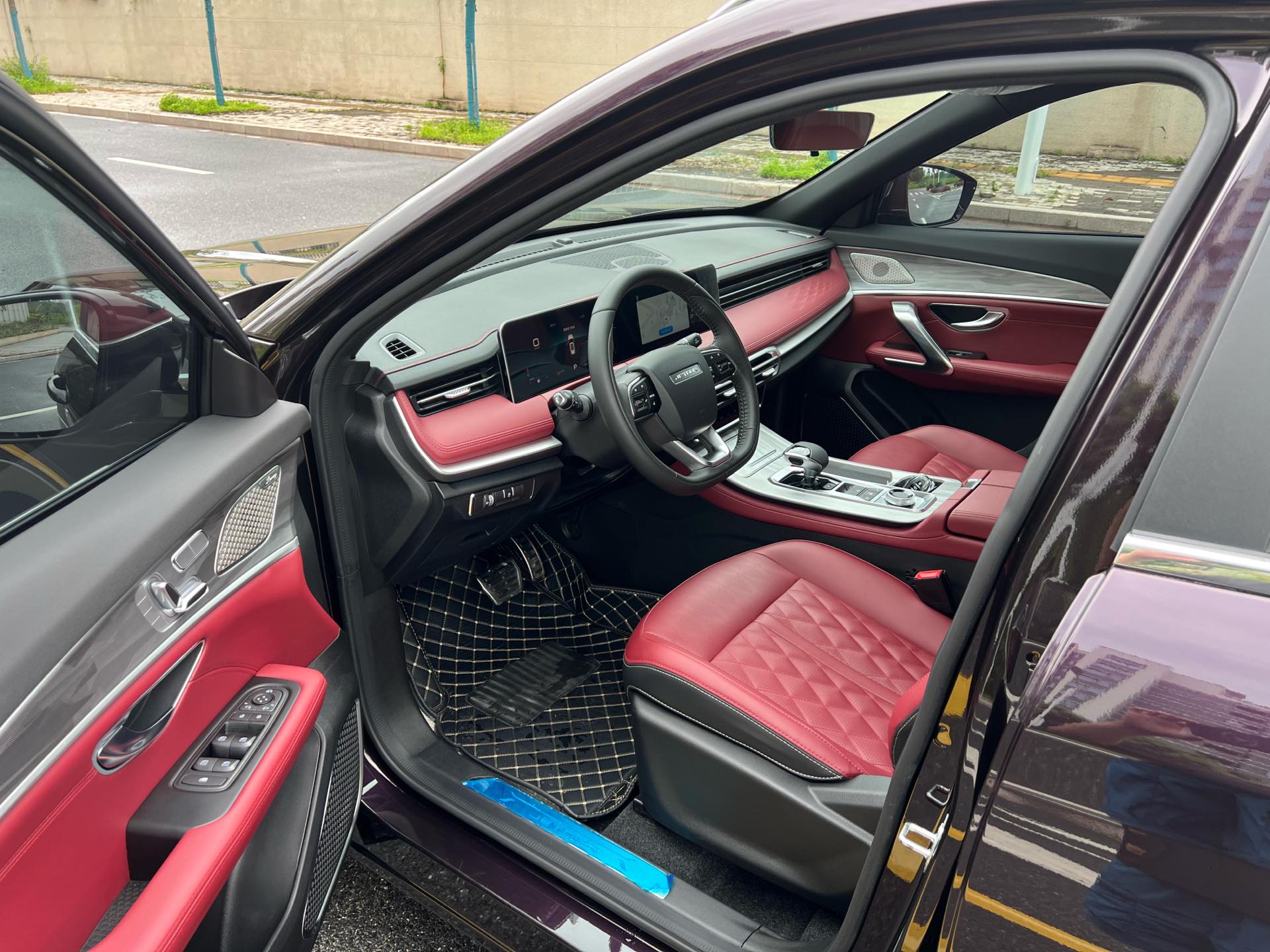 JETOUR 2023 X70 PLUS 1.5T Yongzhe PLUS 7-Seater