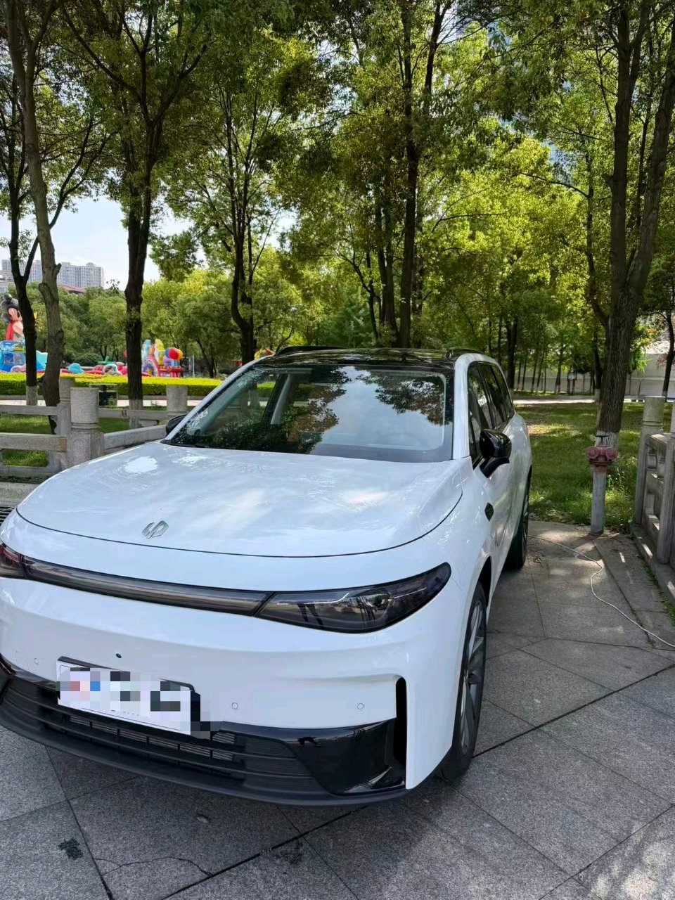 零跑 2024款 C16 200尊享版