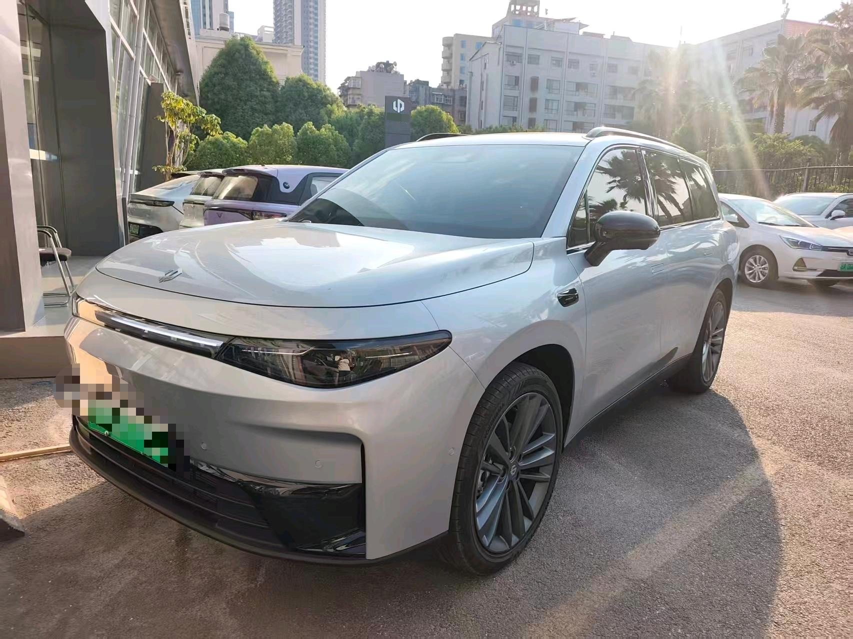 Leapmotor 2024 C16 200 Deluxe Edition