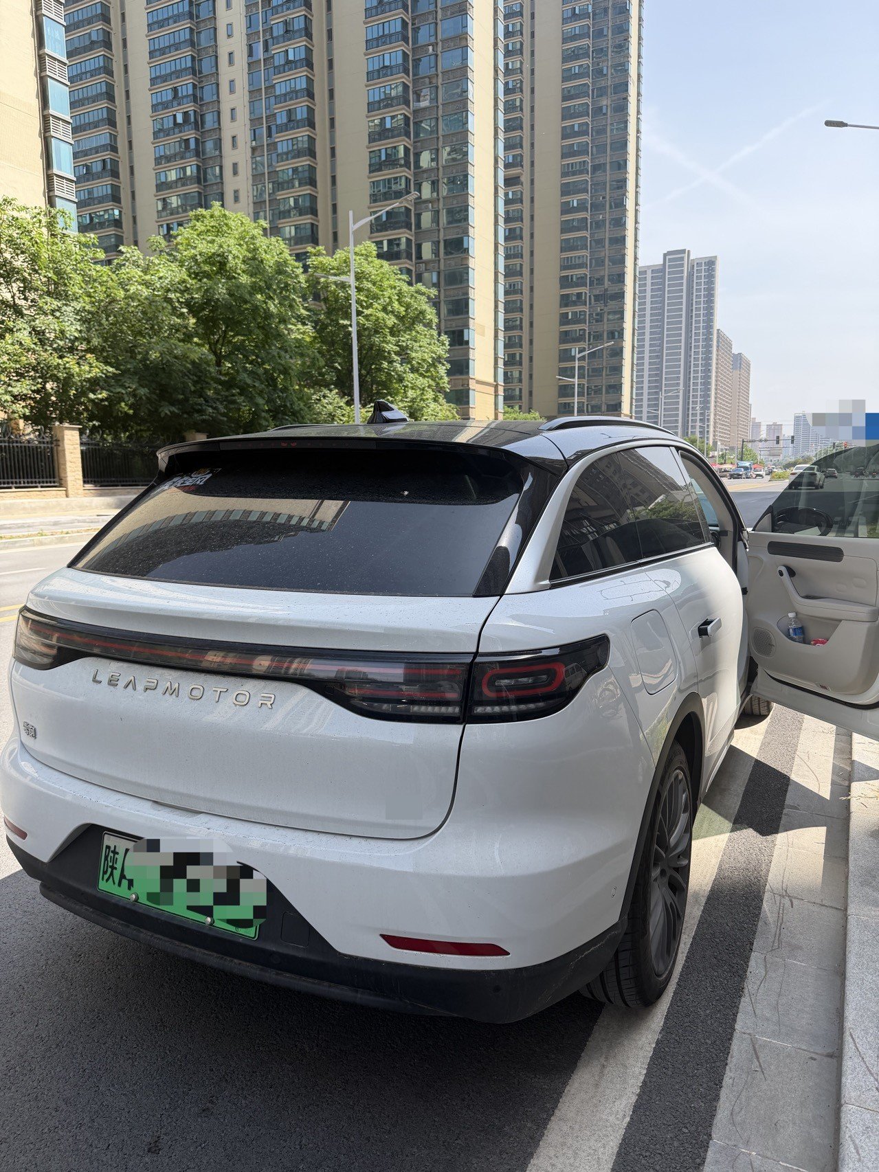 零跑 2023款 C11 500 舒享版
