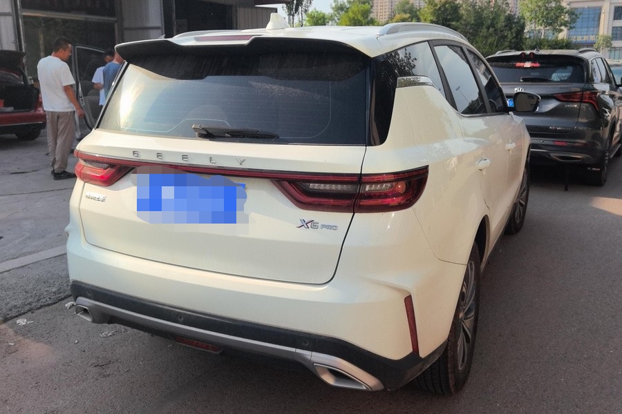Geely Vision X6 Pro 2021 1.4T Premium
