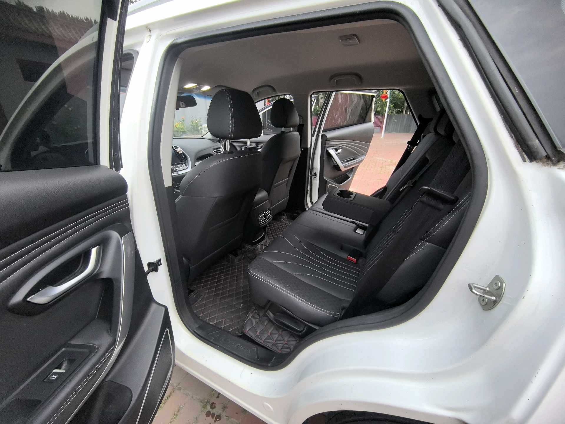 JETOUR 2018 X70 1.5T 2-seater