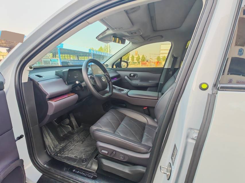 Leapmotor 2026 C16 280 LiDAR Zhizun Edition 5-Seater