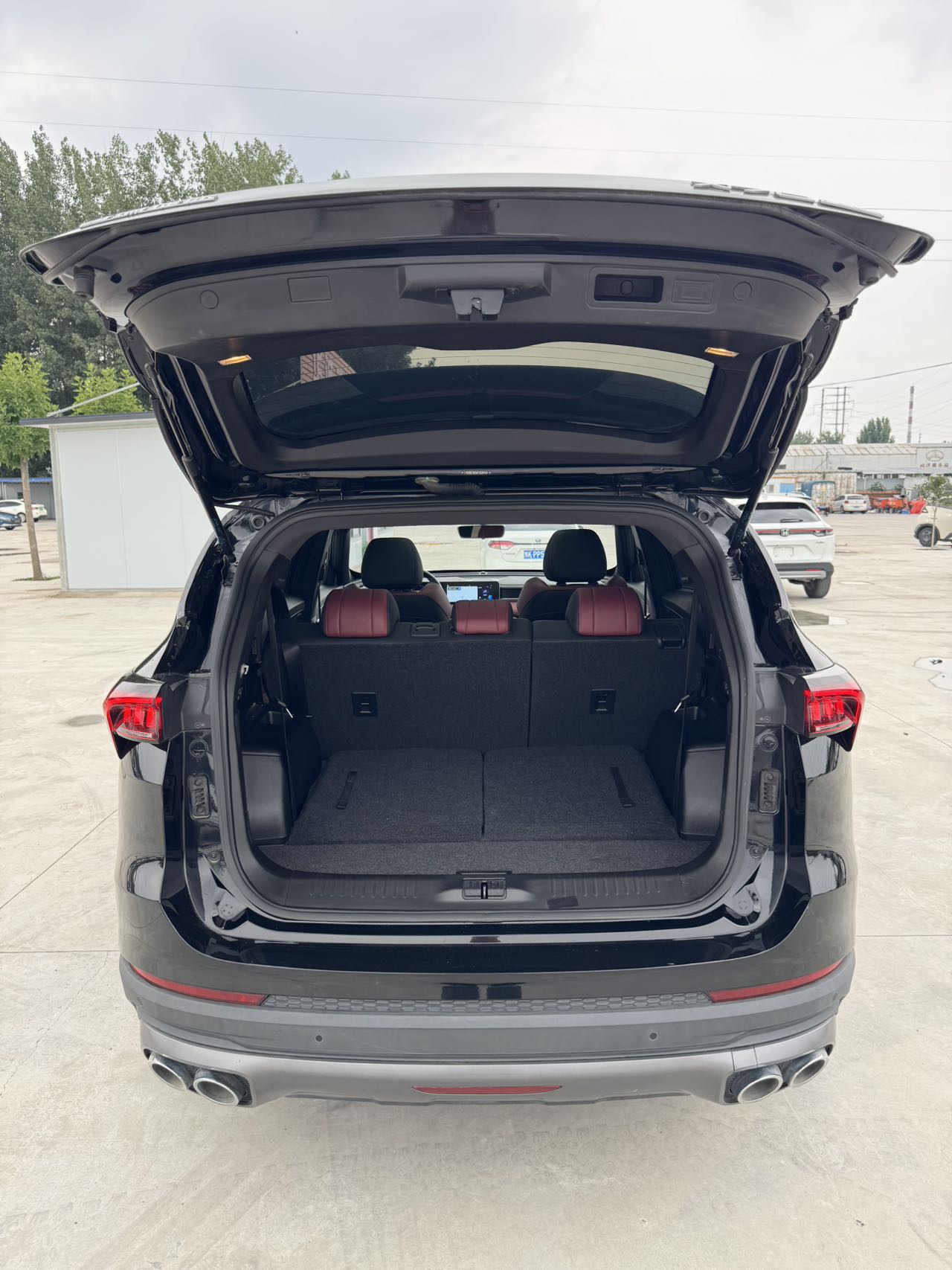 JETOUR 2021 X70 PLUS 1.5T Mountain 7-Seater