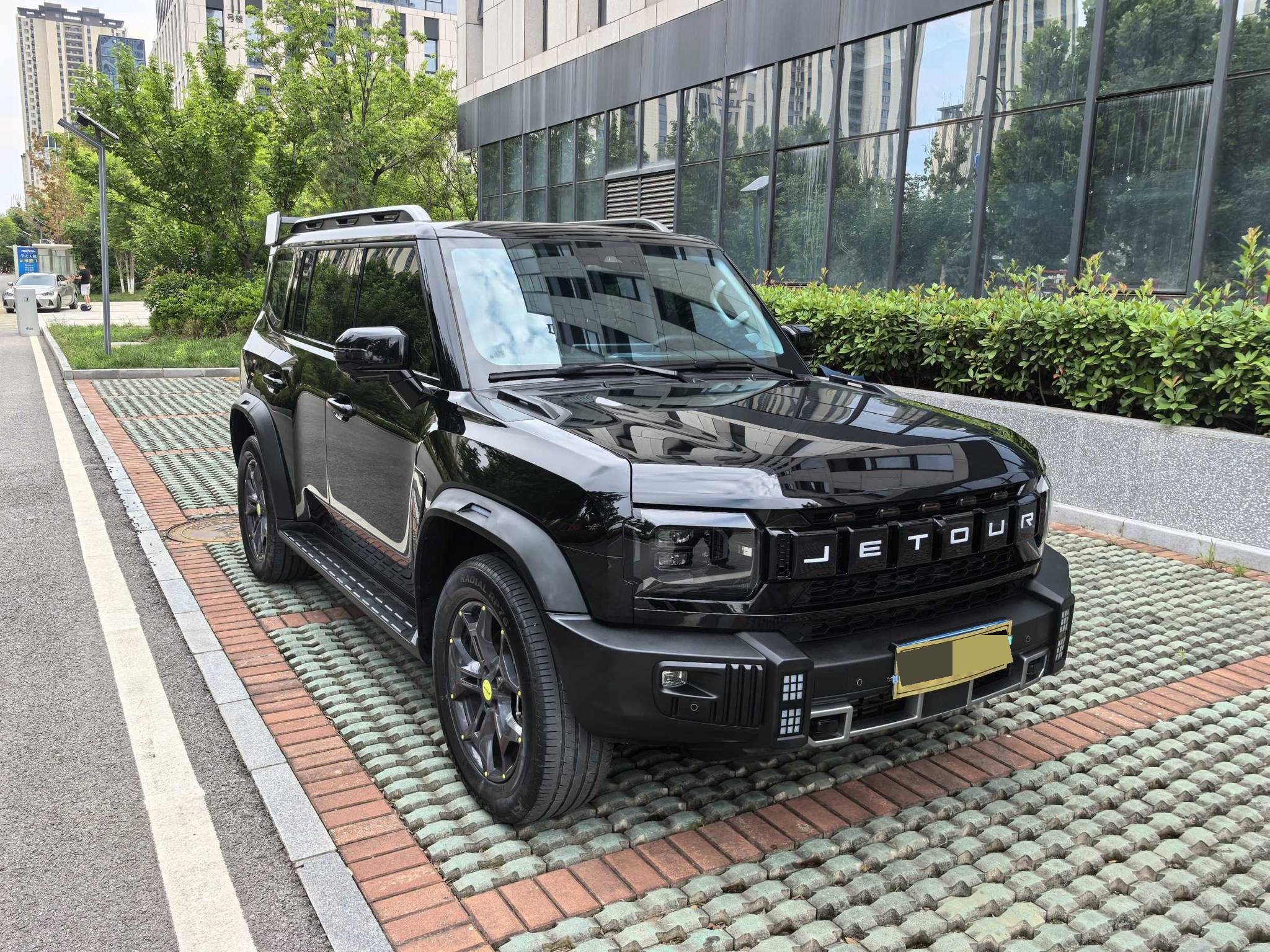 JETOUR 2024 Traveler 2.0T 4WD Cross PRO Entertainment Edition