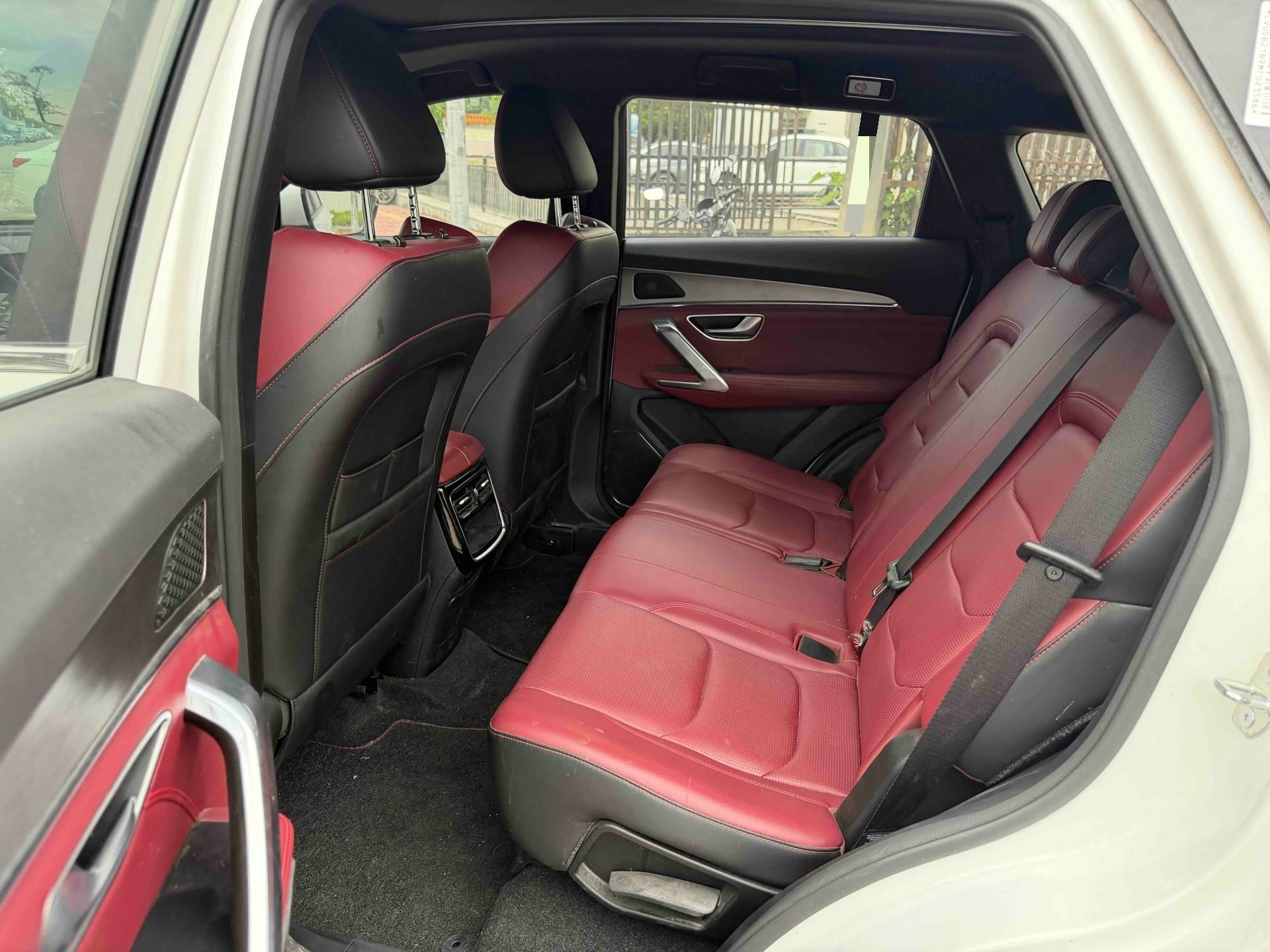 JETOUR 2021 X70 PLUS 1.5T Fire 7-Seater