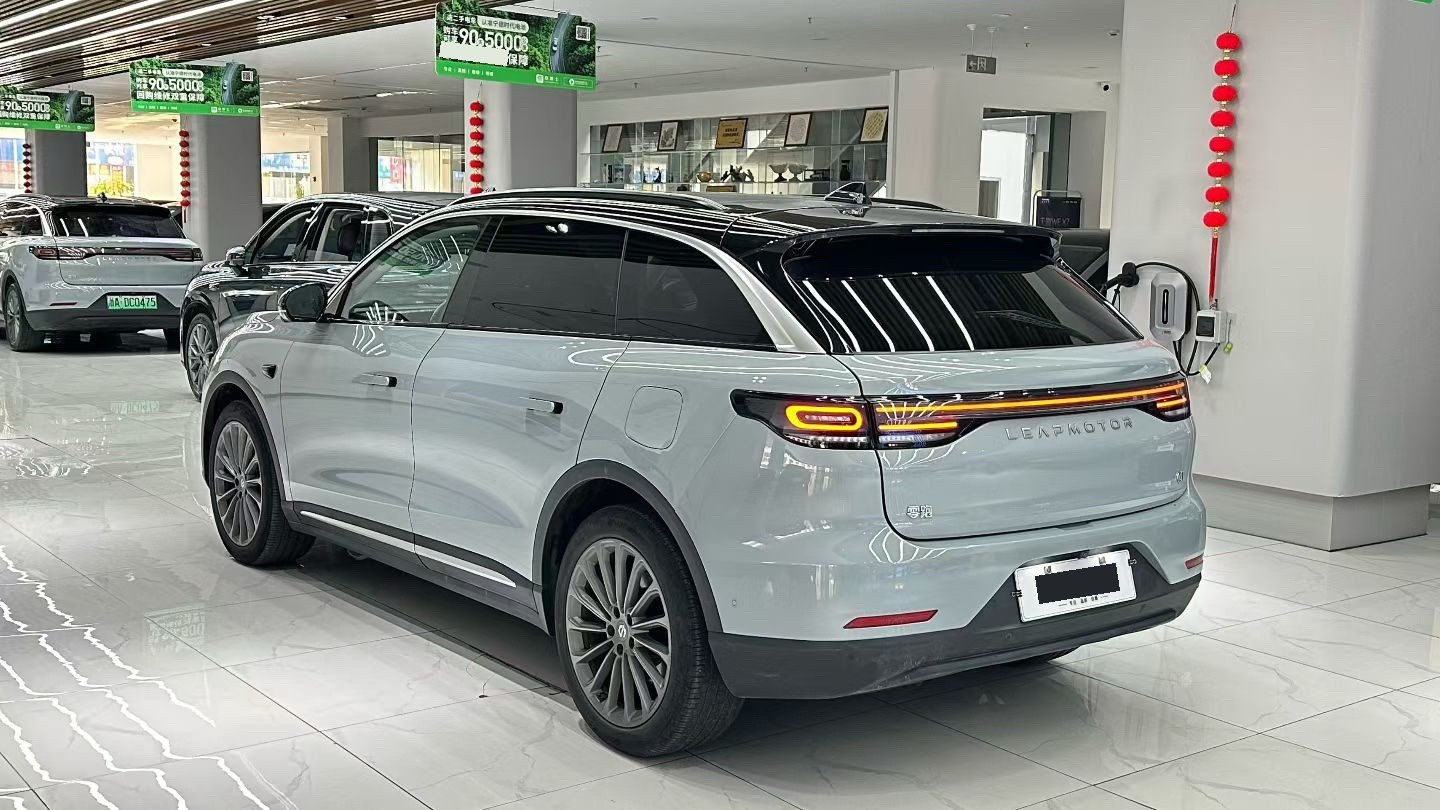 Leapmotor 2024 C11 300 Deluxe Edition