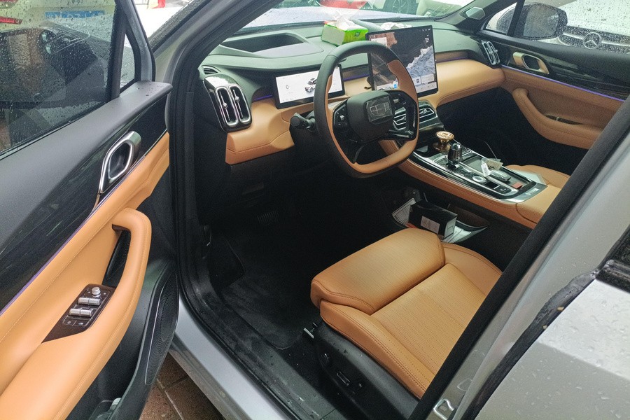 Geely 2025 Boyue L 1.5TD Jinxiu