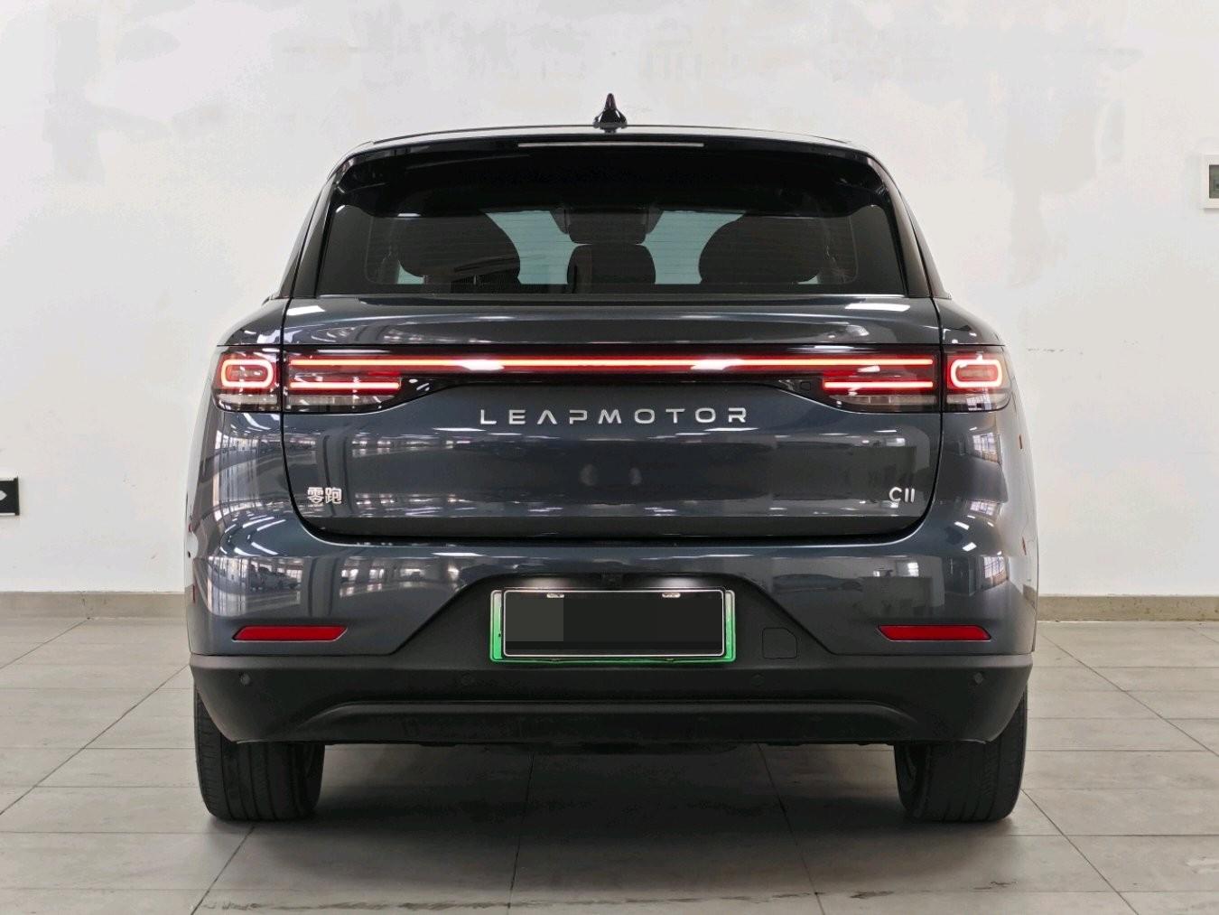 零跑 2023款 C11 500 舒享版