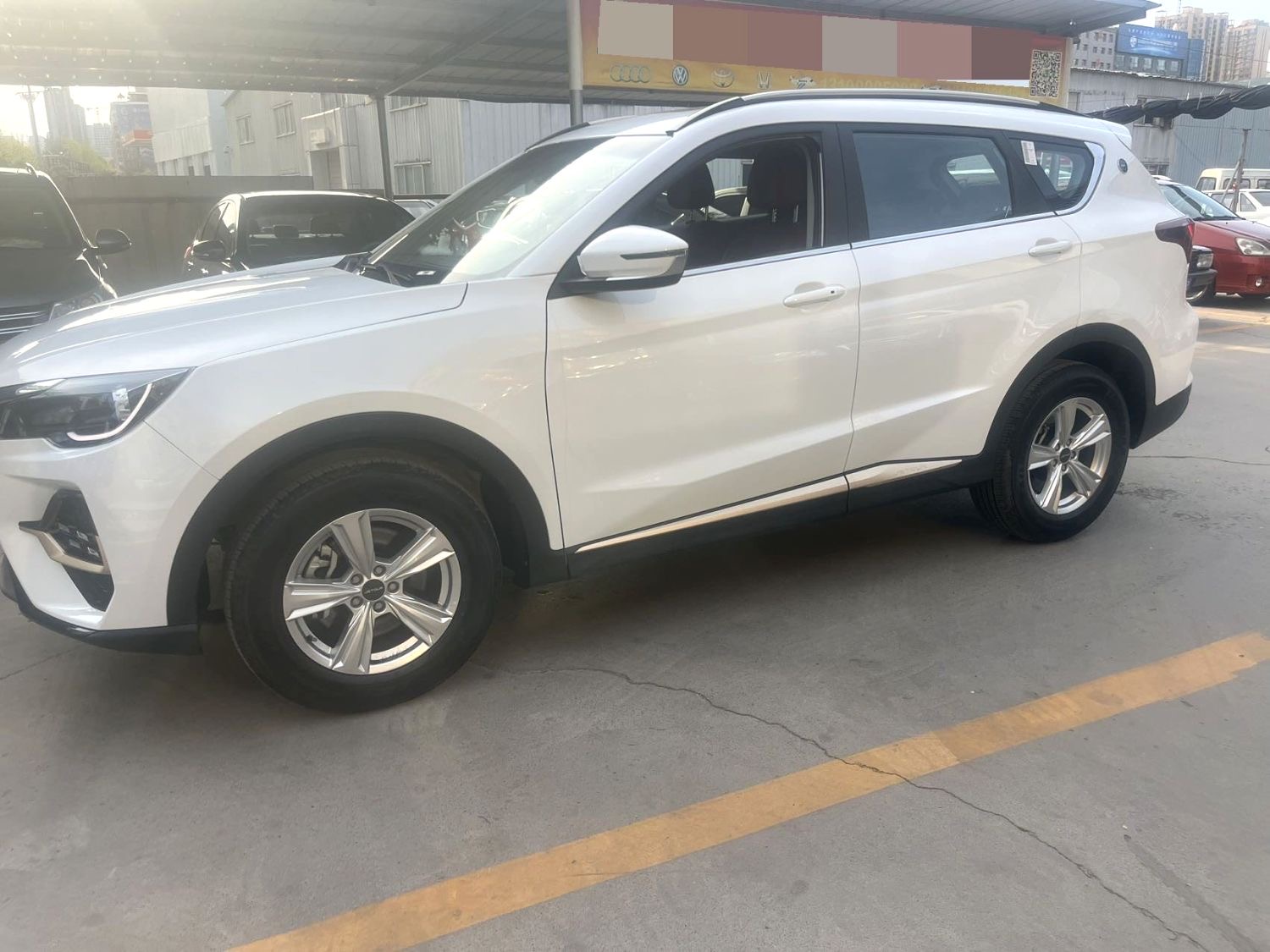 JETOUR 2023 X70 1.5T Beyond Edition 5-Seater