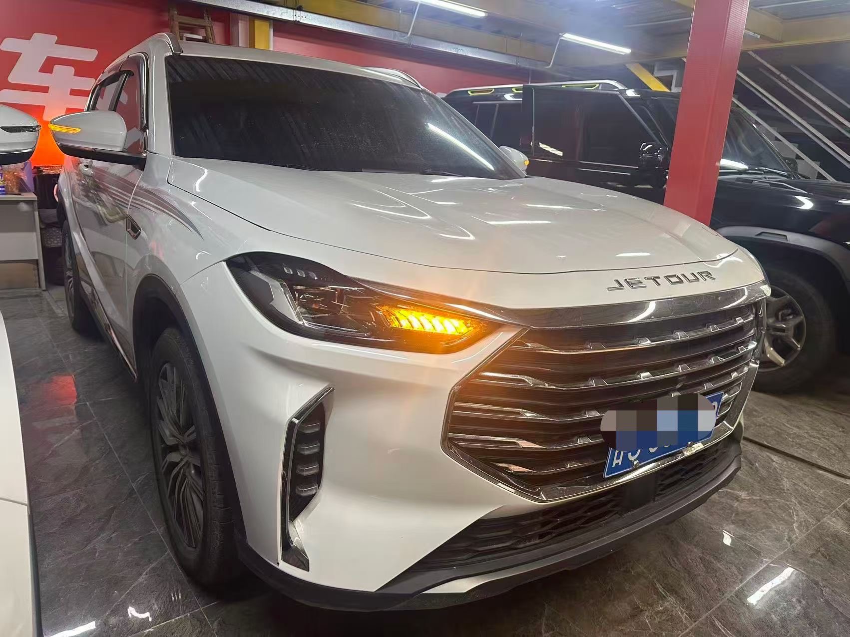 JETOUR 2021 X70 PLUS 1.6T Star 7-Seater