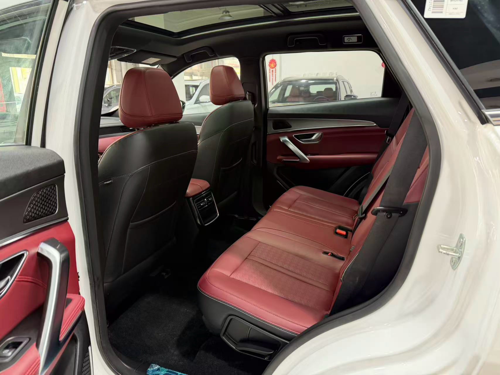 JETOUR 2025 X70 PLUS 1.5T Champion Edition MAX+ 5-Seater