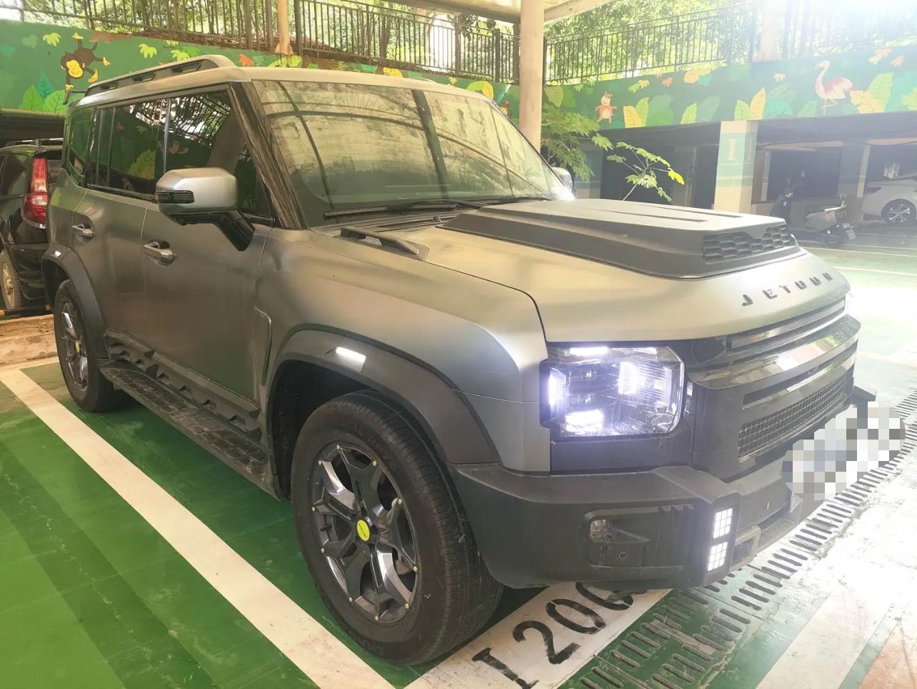 JETOUR 2023 Traveler 2.0T 4WD Cross PRO