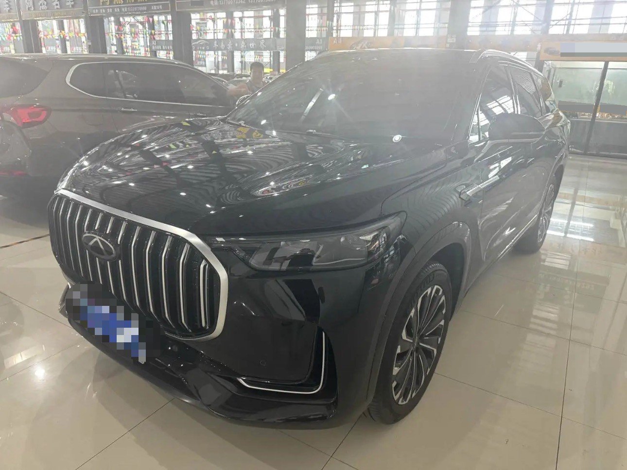 奇瑞 2023款 瑞虎9 2.0T 400T 两驱尊贵版5座