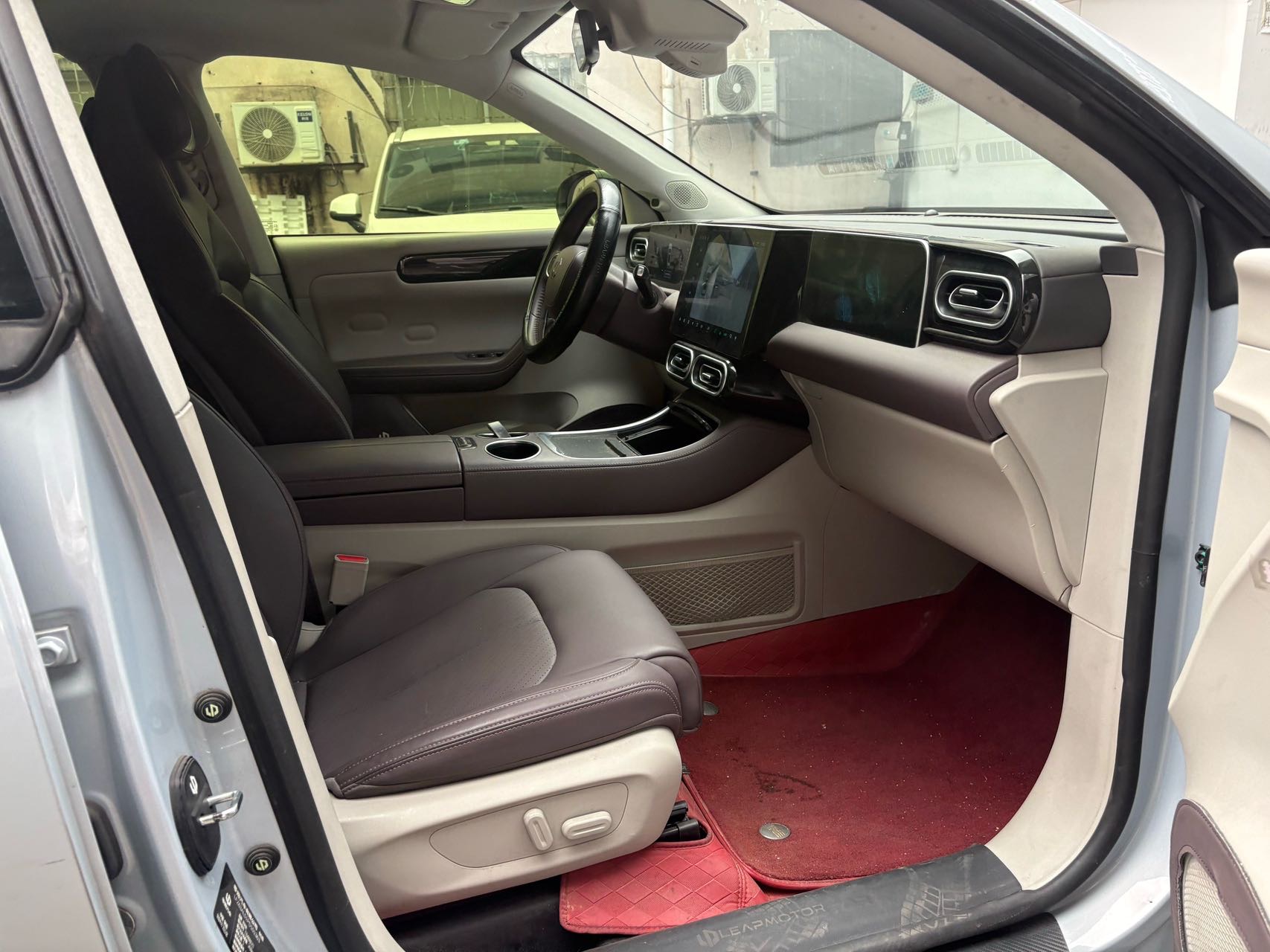 Leapmotor 2021 C11 Luxury Edition LFP