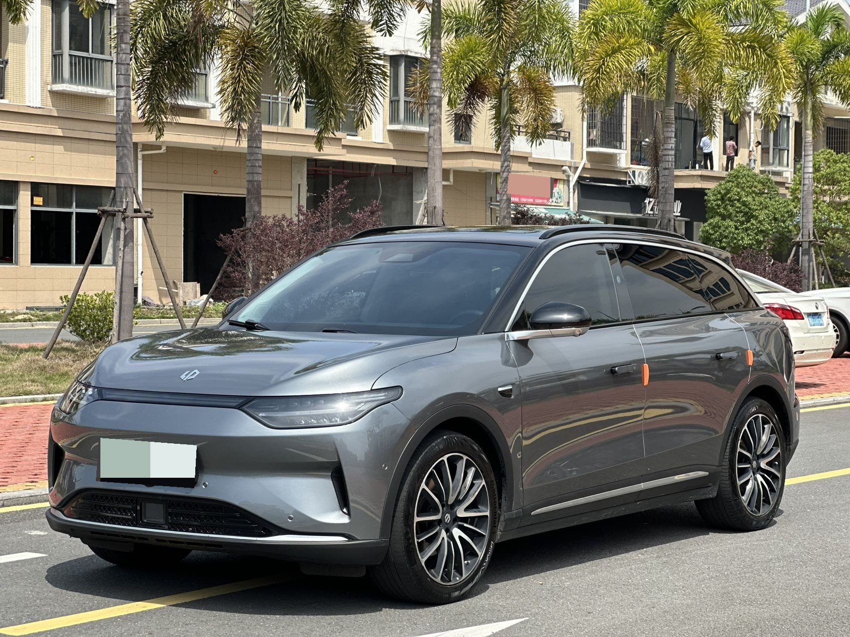 零跑 2021款 C11 豪华版 磷酸铁锂