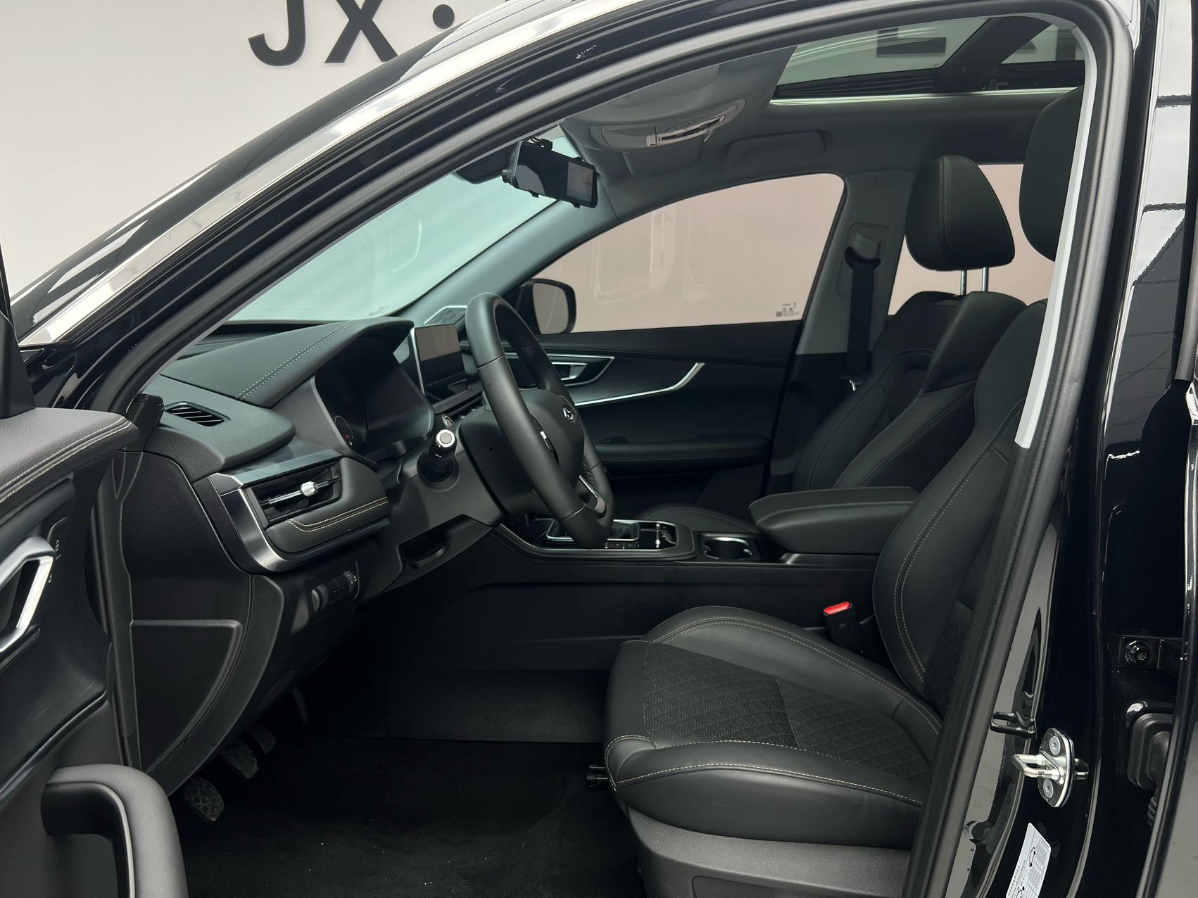 Chery Tiggo 8 2024 230TCI Manual Advanced Edition 5-Seater