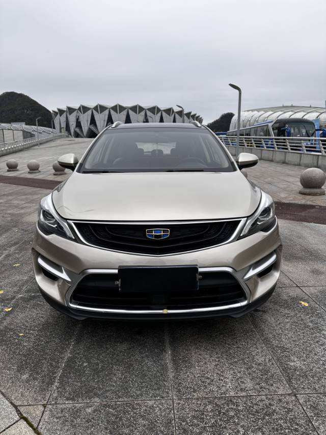 吉利 2017款 帝豪GS 1.3T 运动版 智联型
