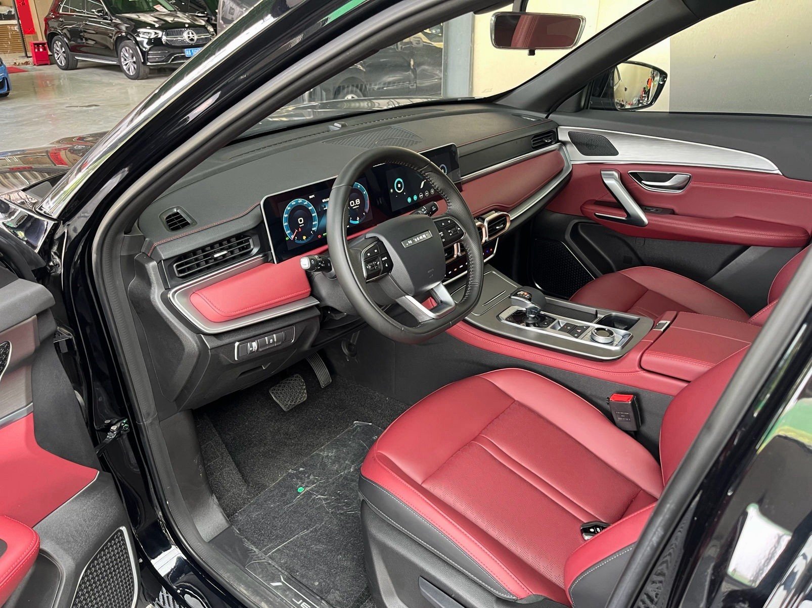 捷途 2025款 X70 PLUS 1.5T 冠军版PRO7座