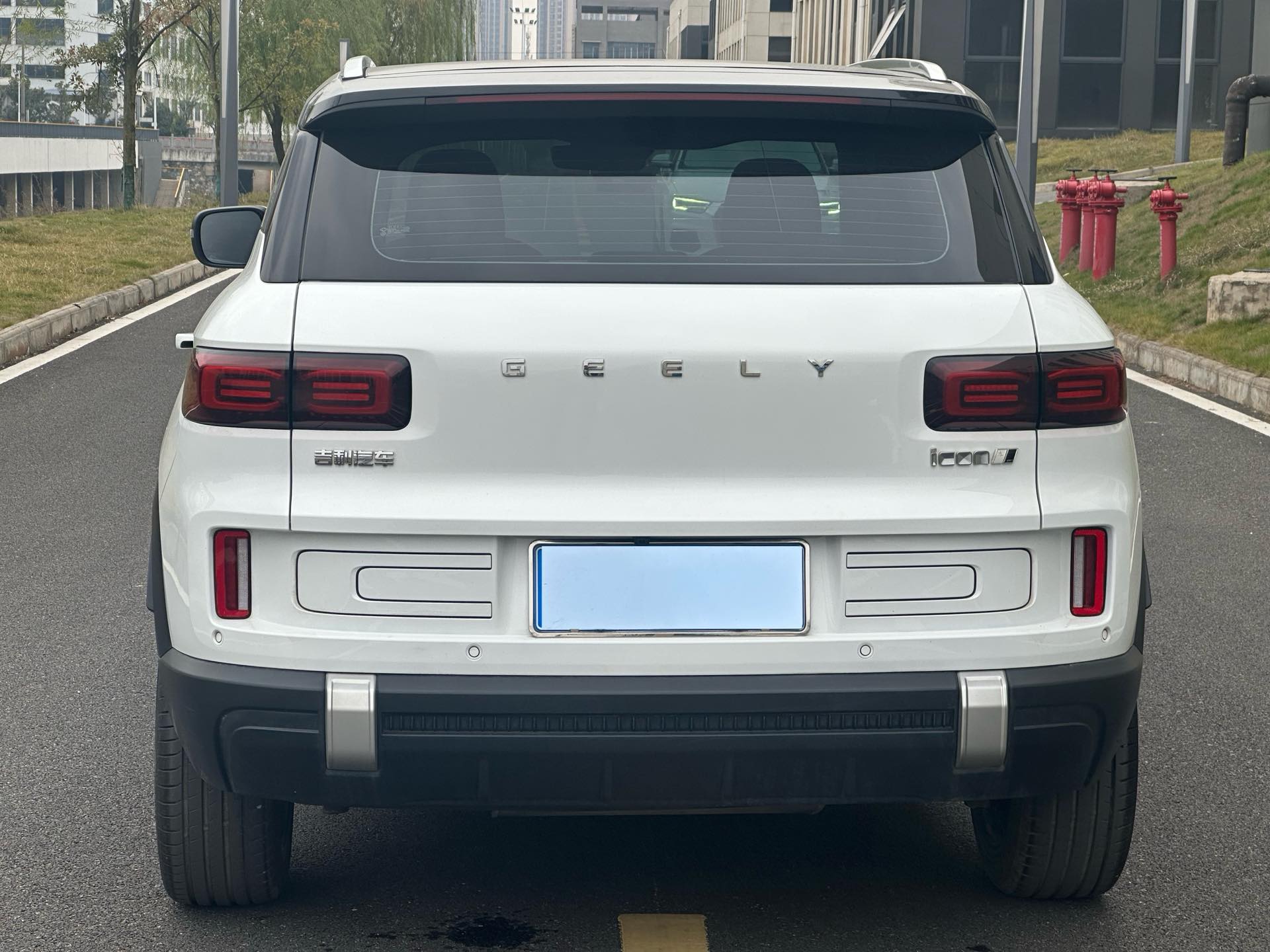 Geely 2023 Icon 1.5TD Hero