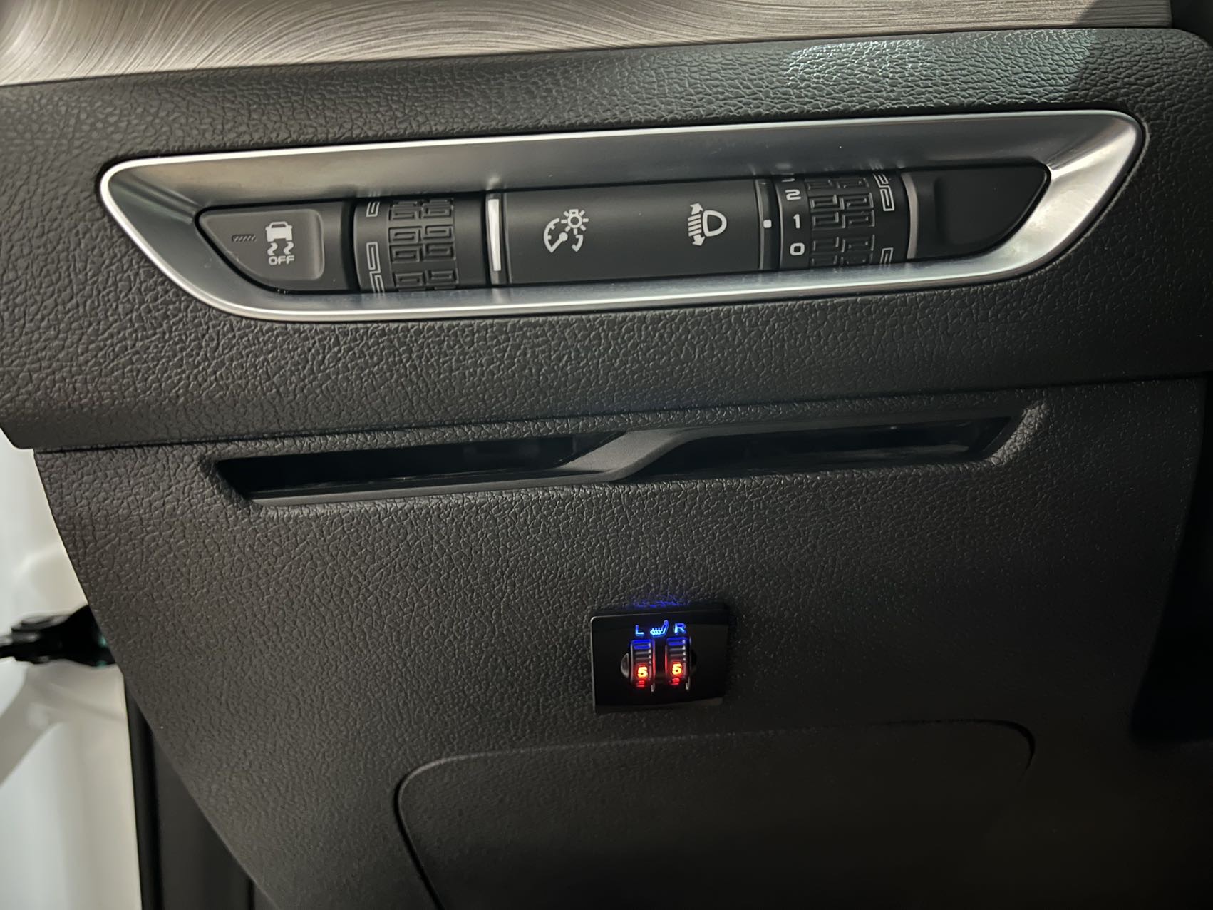 Geely 2021 Coolray 1.4T Platinum Edition