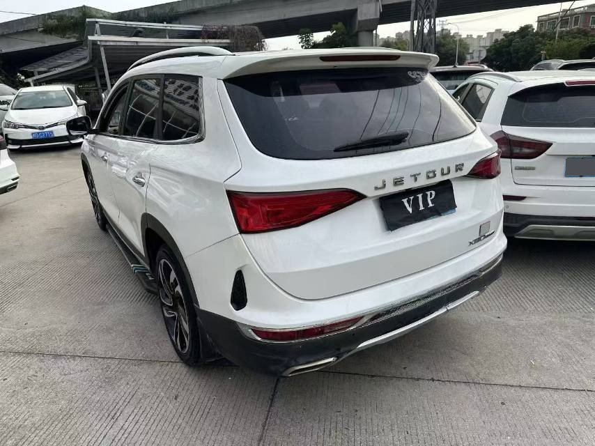 捷途 2019款 X90 1.6T 尊旅版7座