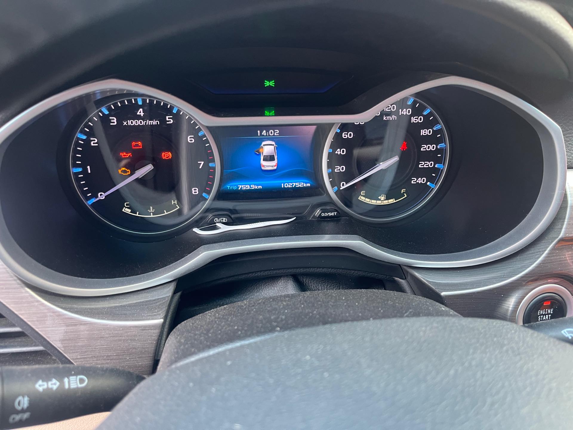 吉利 2017款 帝豪-三厢 1.5 百万款向上版