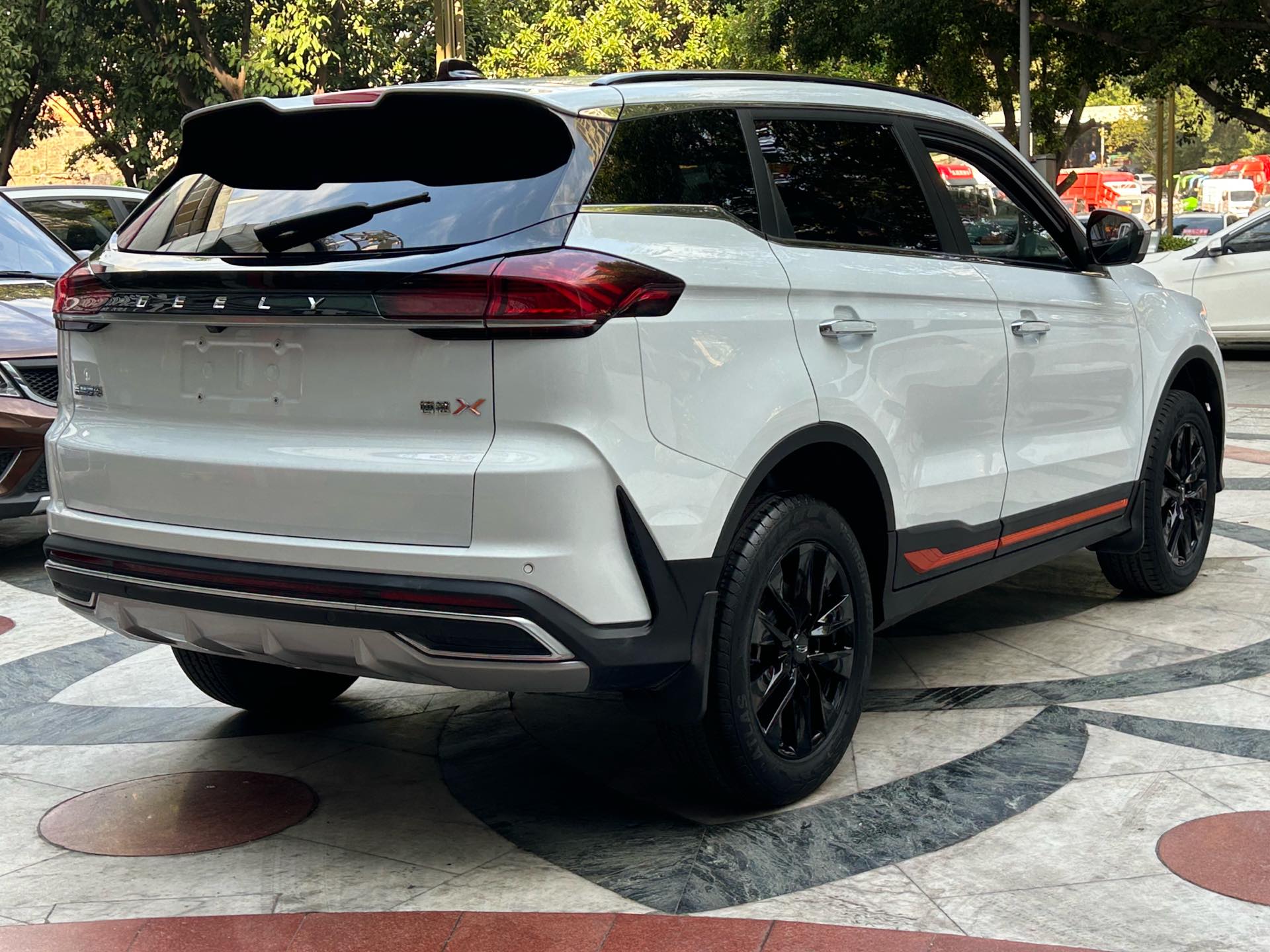 Geely 2022 Boyue X 1.8TD Smart