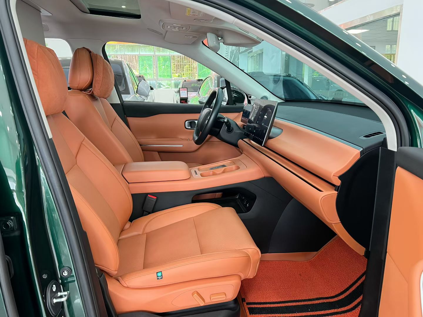 Leapmotor 2024 C16 200 Deluxe Edition