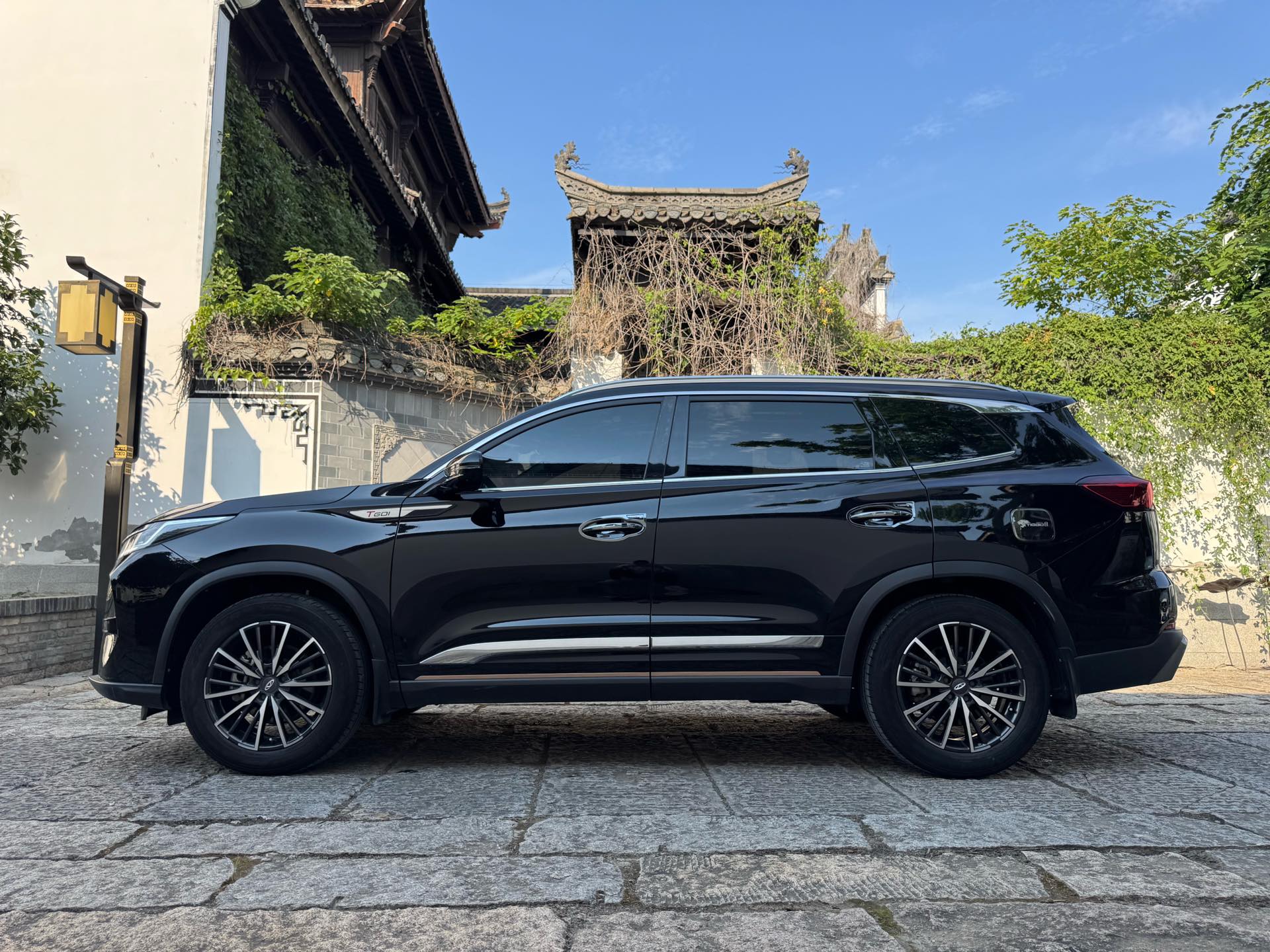 奇瑞 2022款 瑞虎8 PRO 1.6T 290T 两驱浩瀚版5座