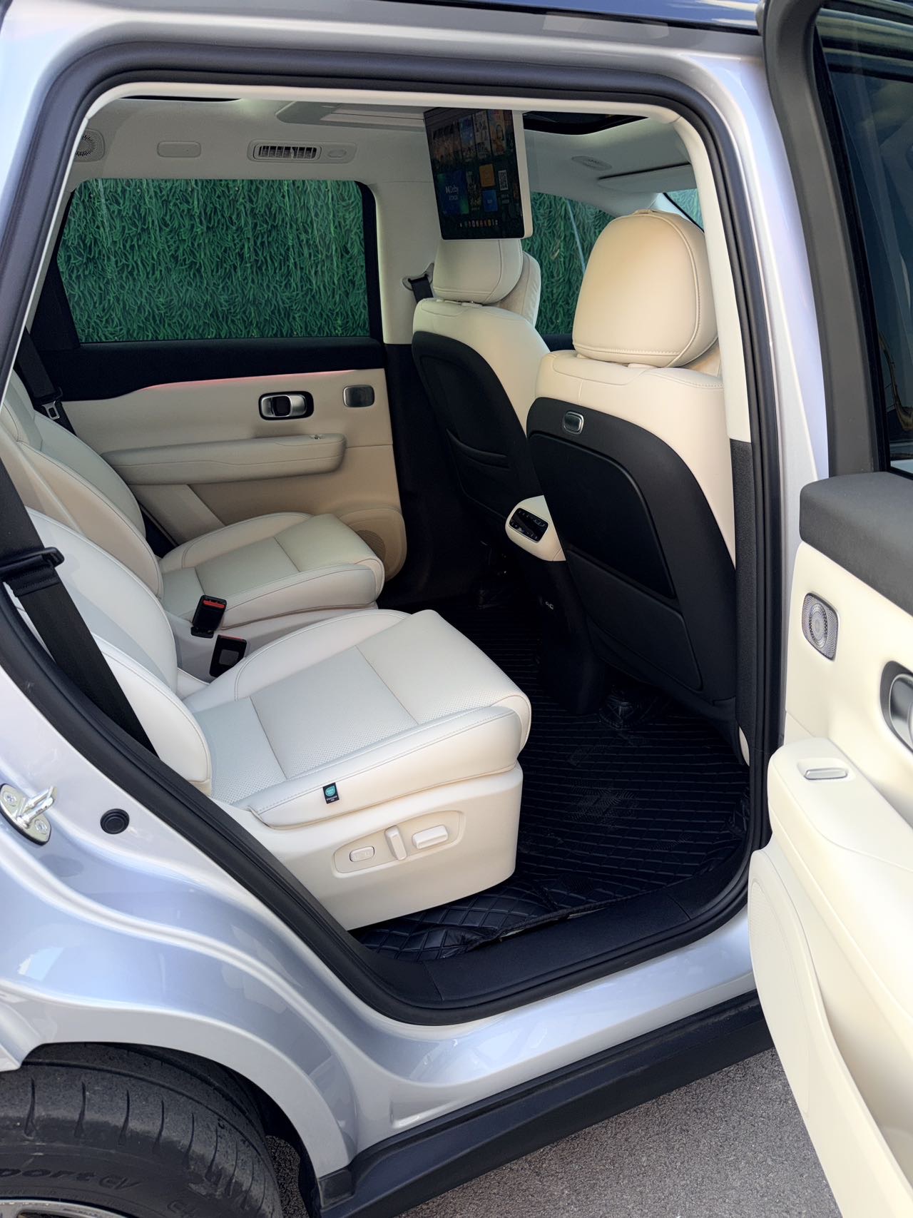 Leapmotor 2024 C16 200 Deluxe Edition